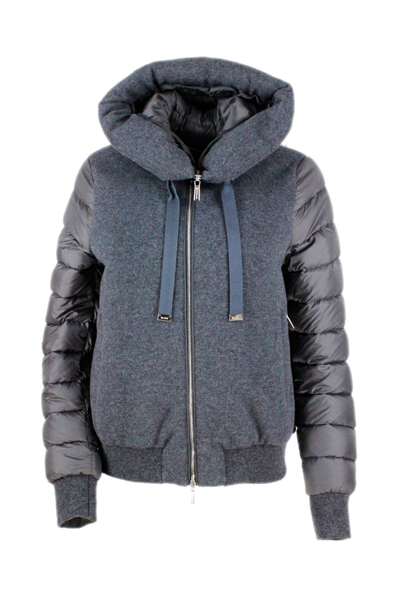 Moorer Bomber Jacket With Hood Padded With Pure Goose Down. Front And Back Made Of Cashmere Blend Stockinette Stitch