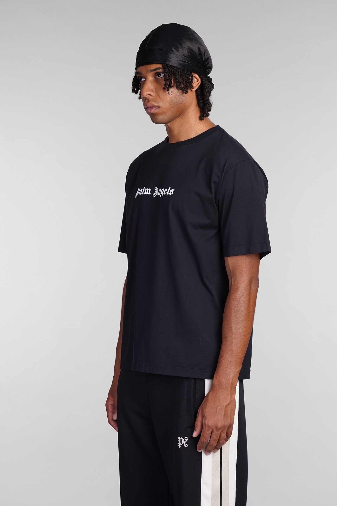 Shop Palm Angels T-shirt In Black Cotton