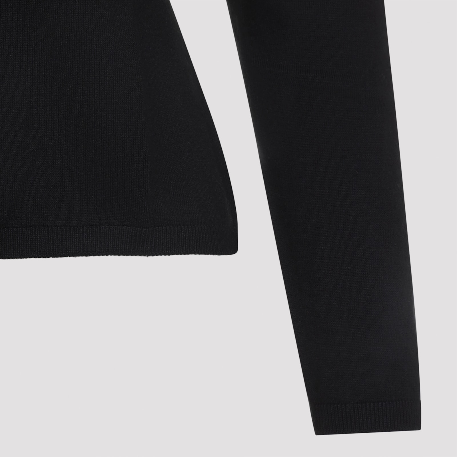 Max Mara Cashmere Crew Neck Slim Fit Sweater In Black