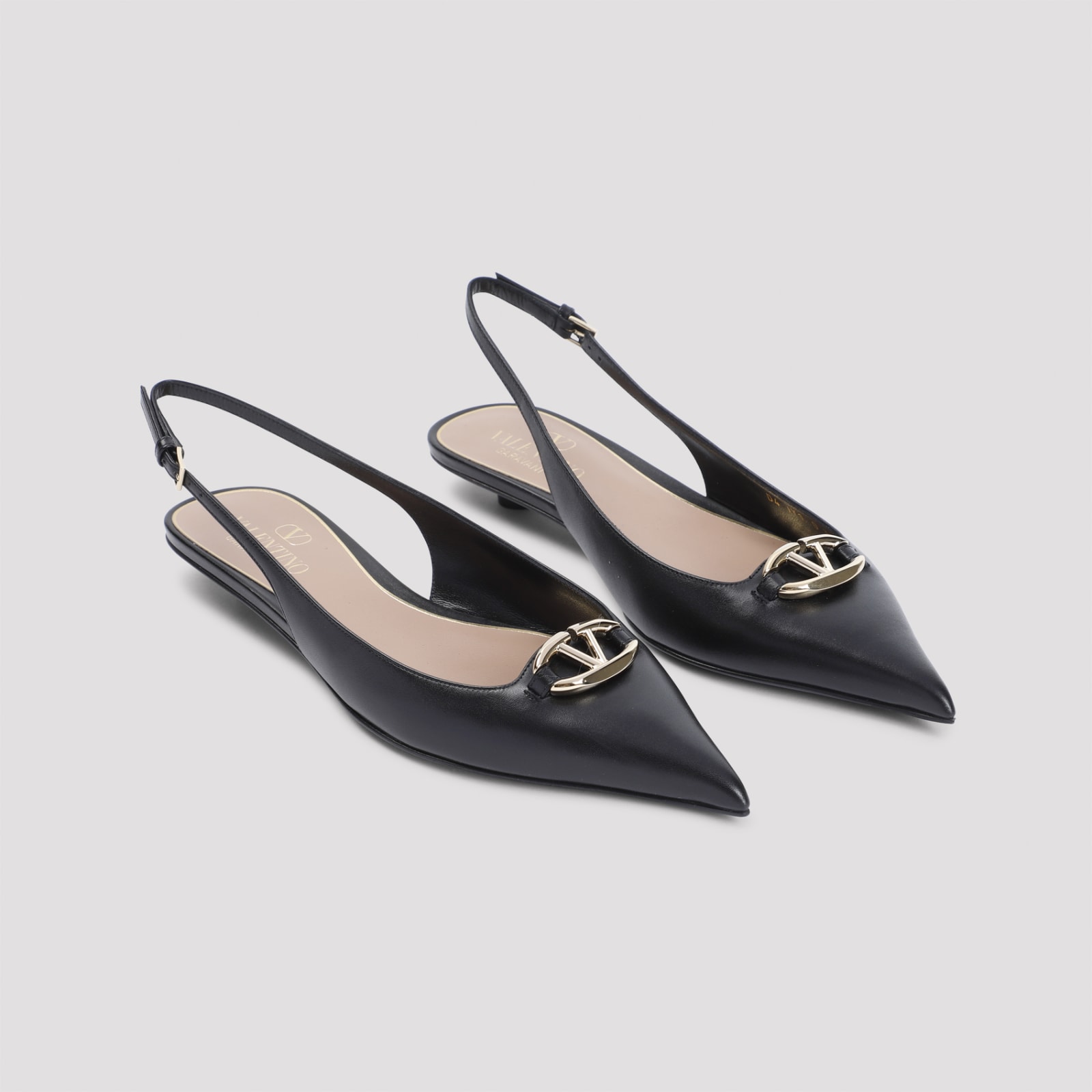 Shop Valentino Ballerina In No Nero