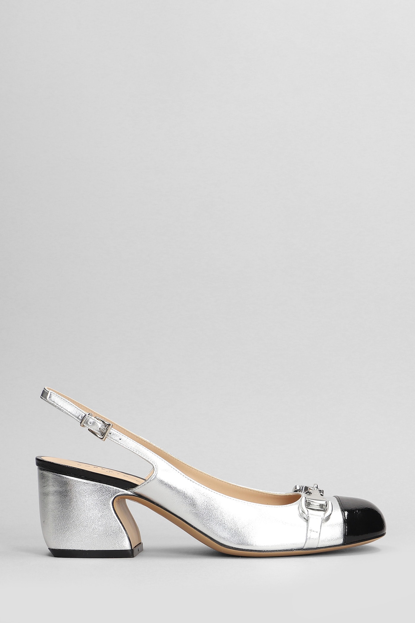 Pia Pumps In Silver Leather