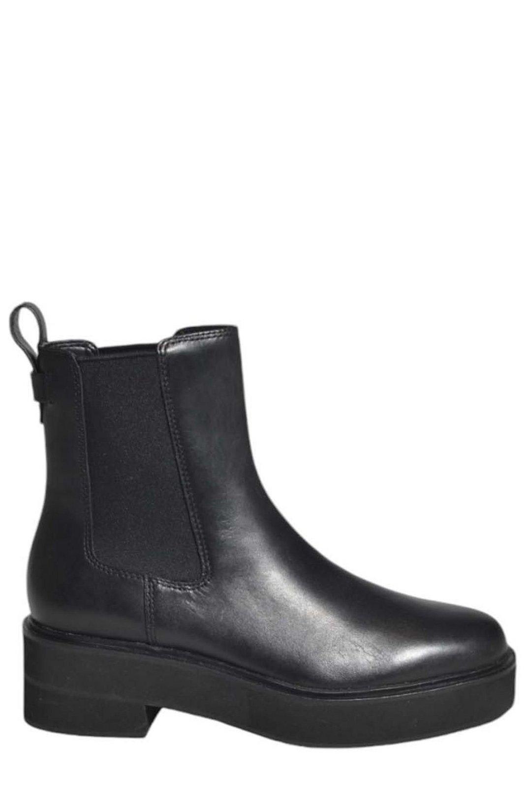 Round-toe Slip-on Boots