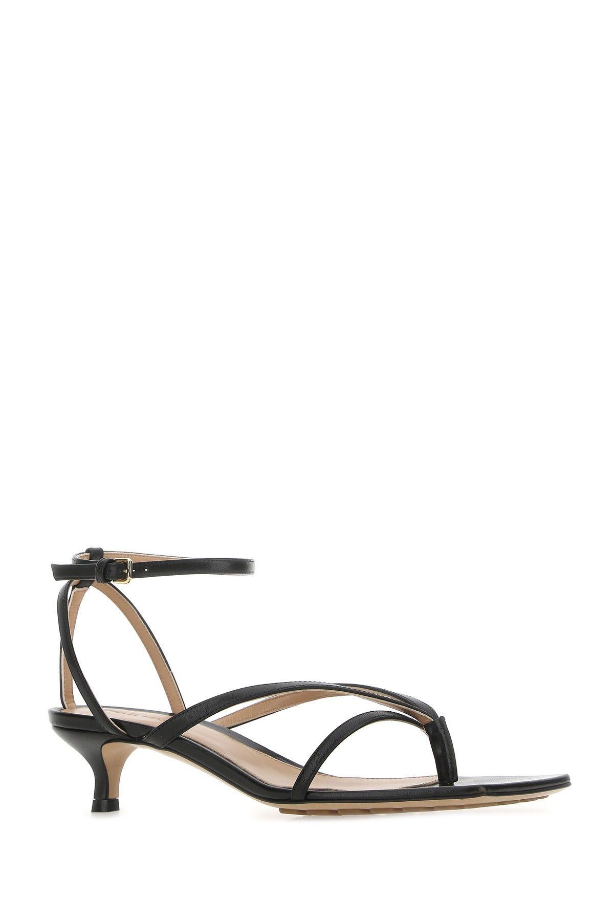 Bottega Veneta Black Leather Stretch Sandals In Nero