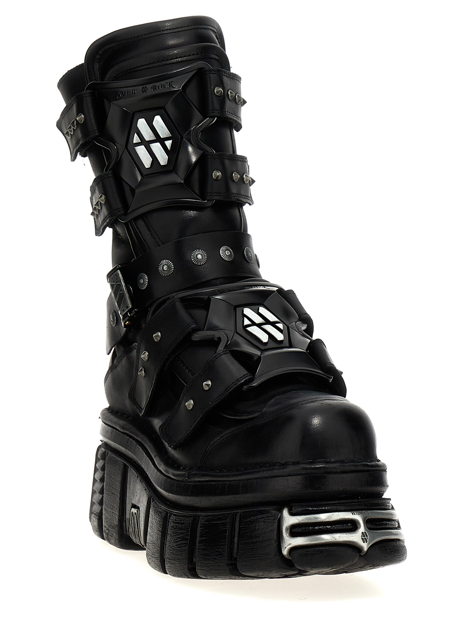 Shop Vetements X New Rock Gamer Boots In Black