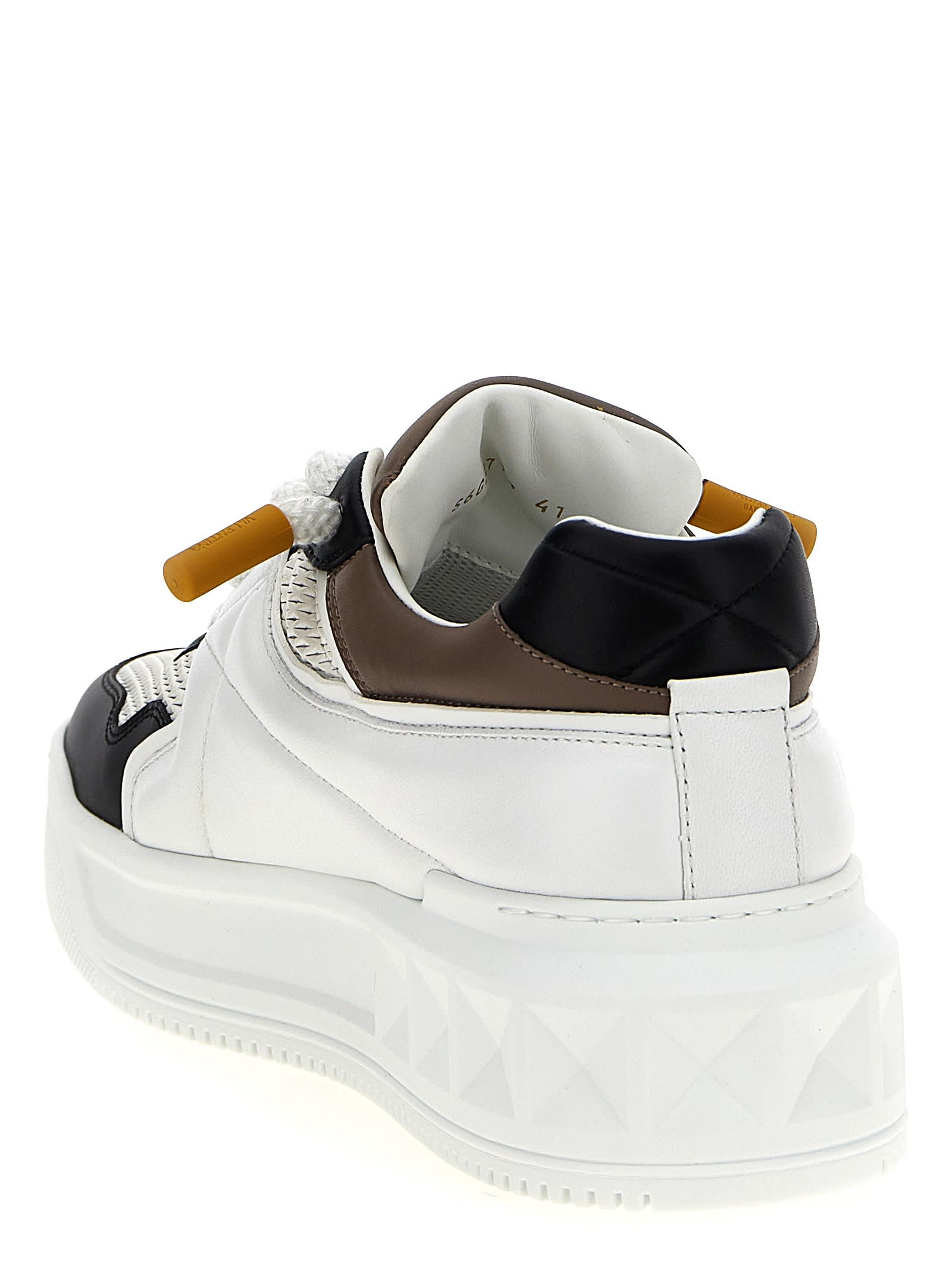 Valentino One Stud Xl Low-cut Casual Shoes In Multicolor