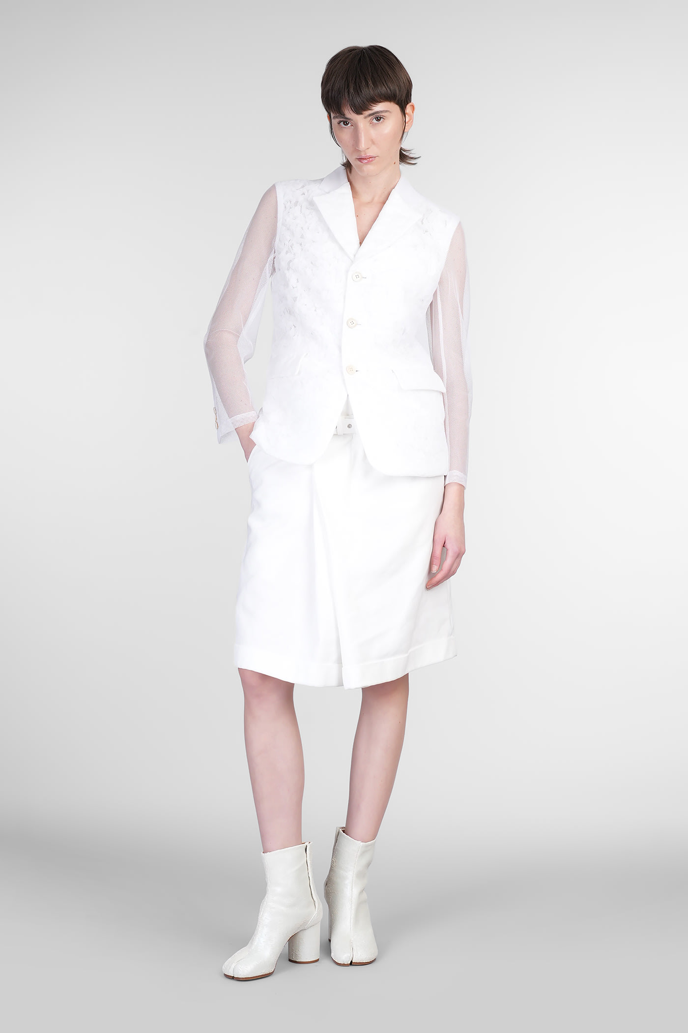 COMME DES GARÇONS SHORTS IN WHITE POLYESTER