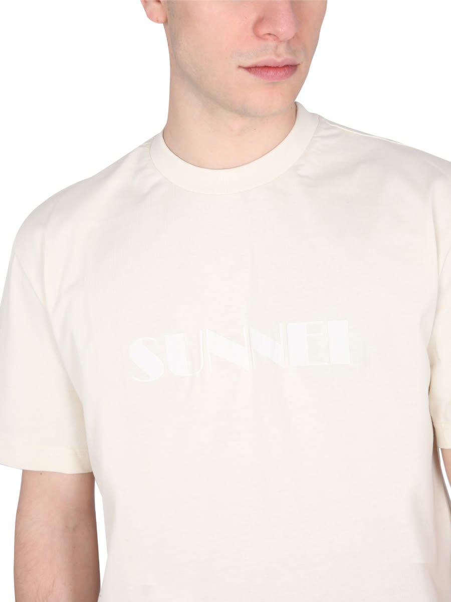 Sunnei Logo Print Crewneck T-shirt In Beige