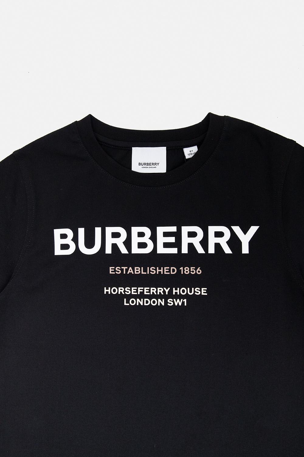 Shop Burberry Cedar T-shirt In Black