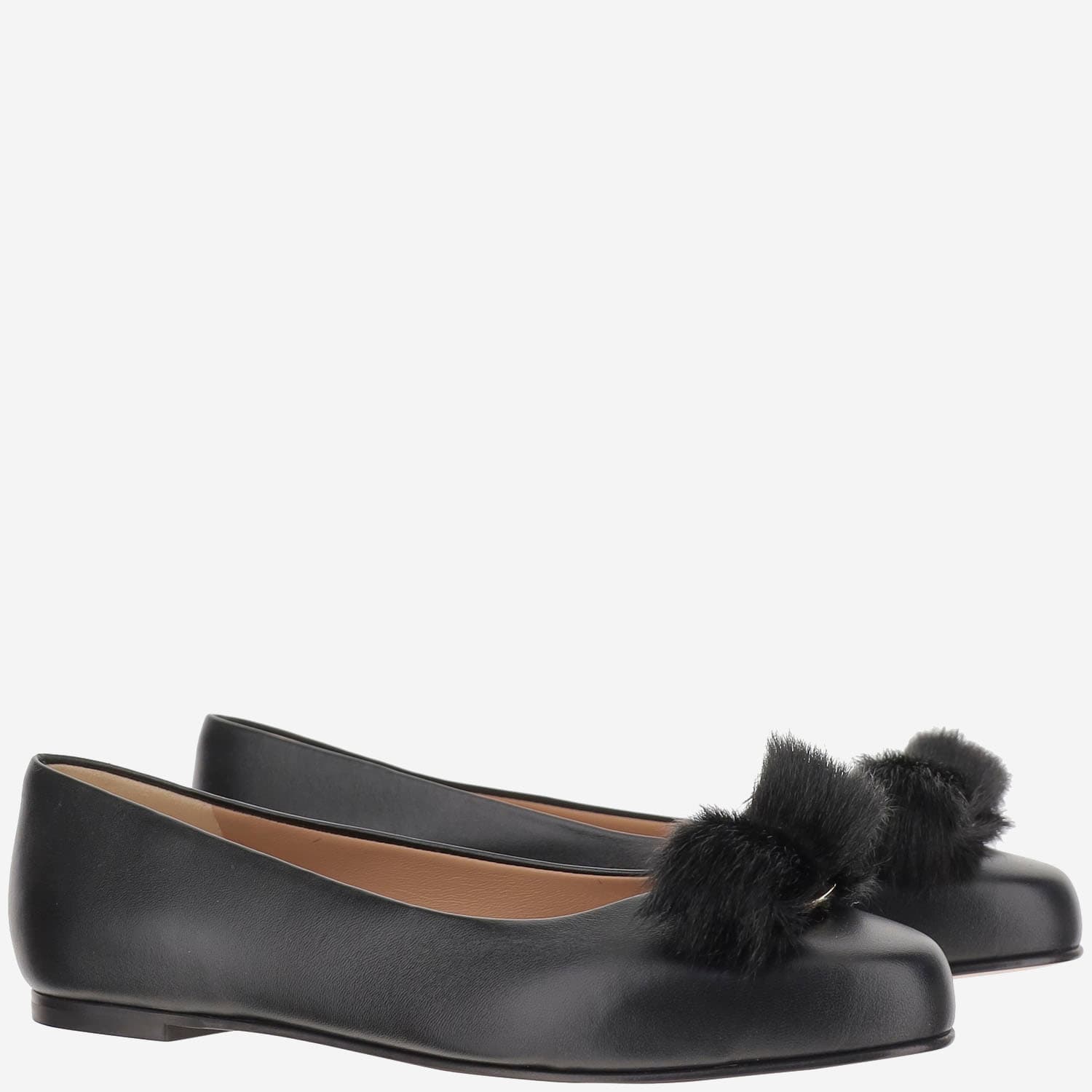 Ferragamo Vara Leather Fur-pompom Ballerina Shoes In Black