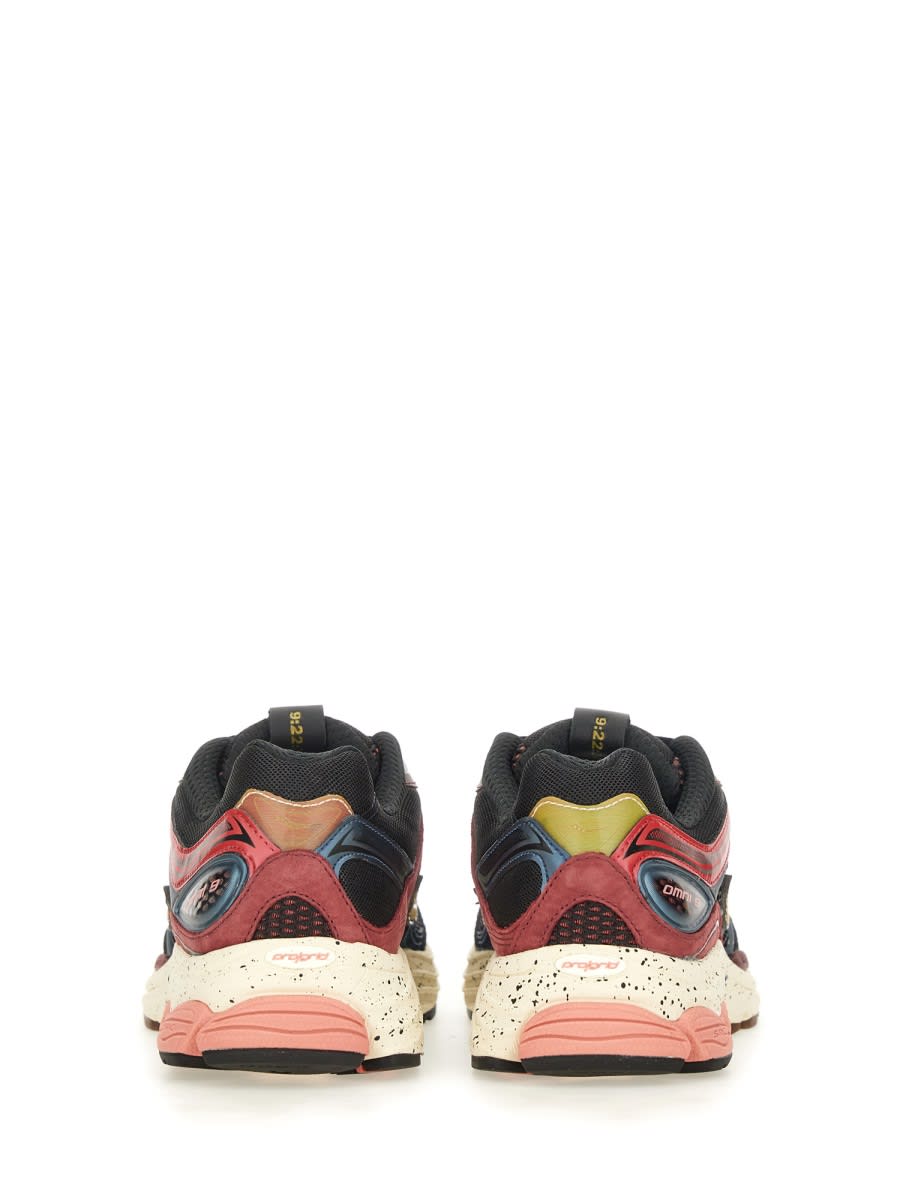 Saucony Gender Inclusive Progrid Omni 9 Sneaker In Multicolour