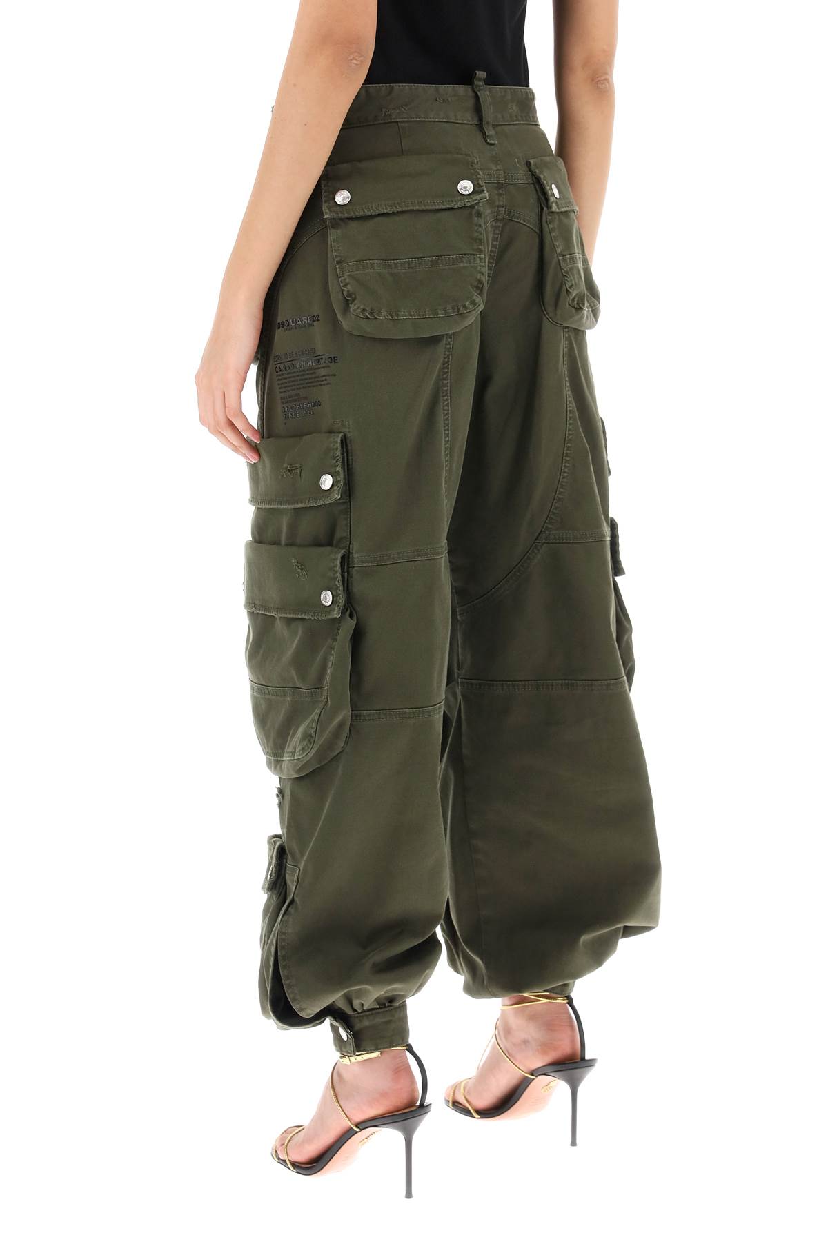 Dsquared2 Wide Leg Cargo Pants In Military Green (green)