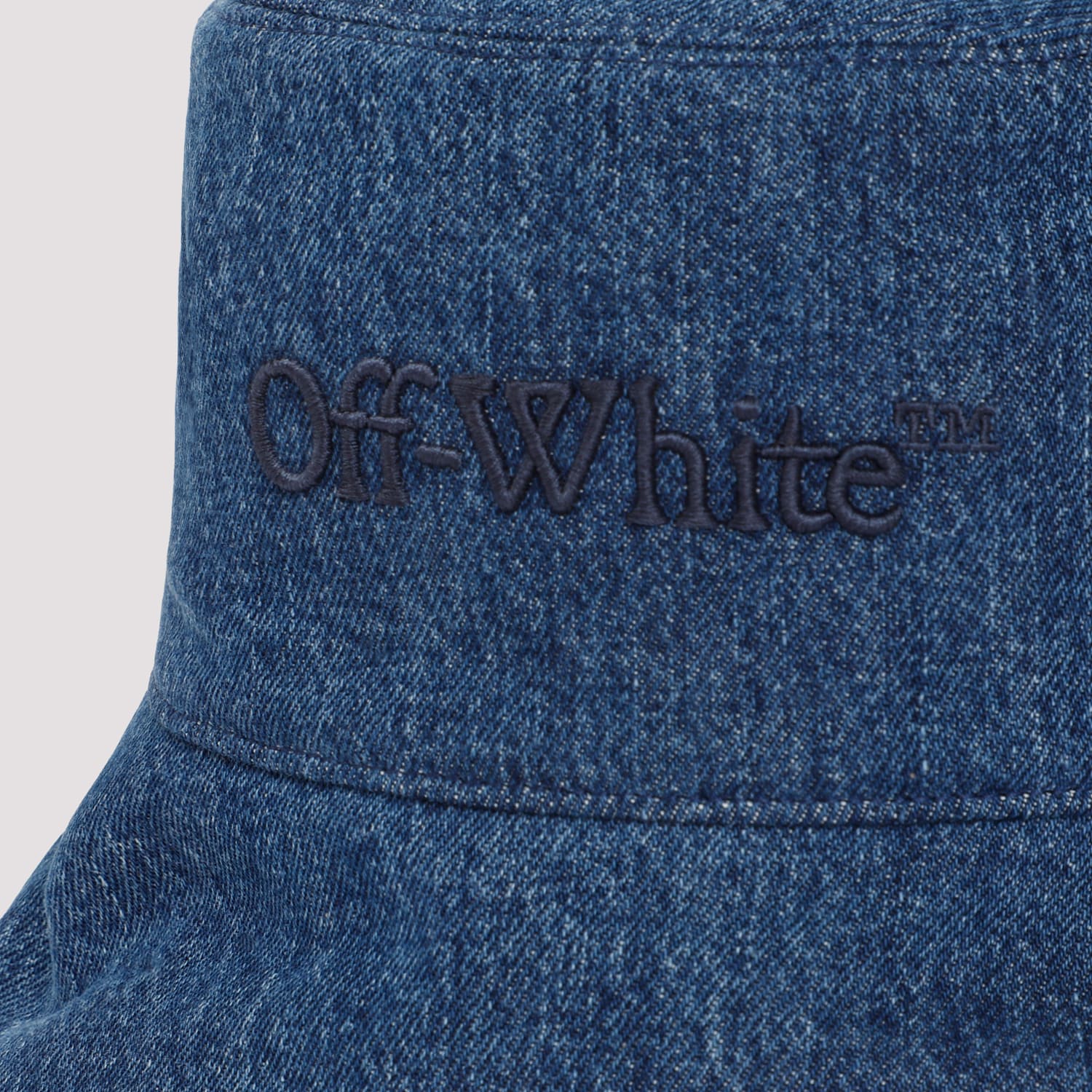 Shop Off-white Denim Bookish Bucket Hat In Medium Blue