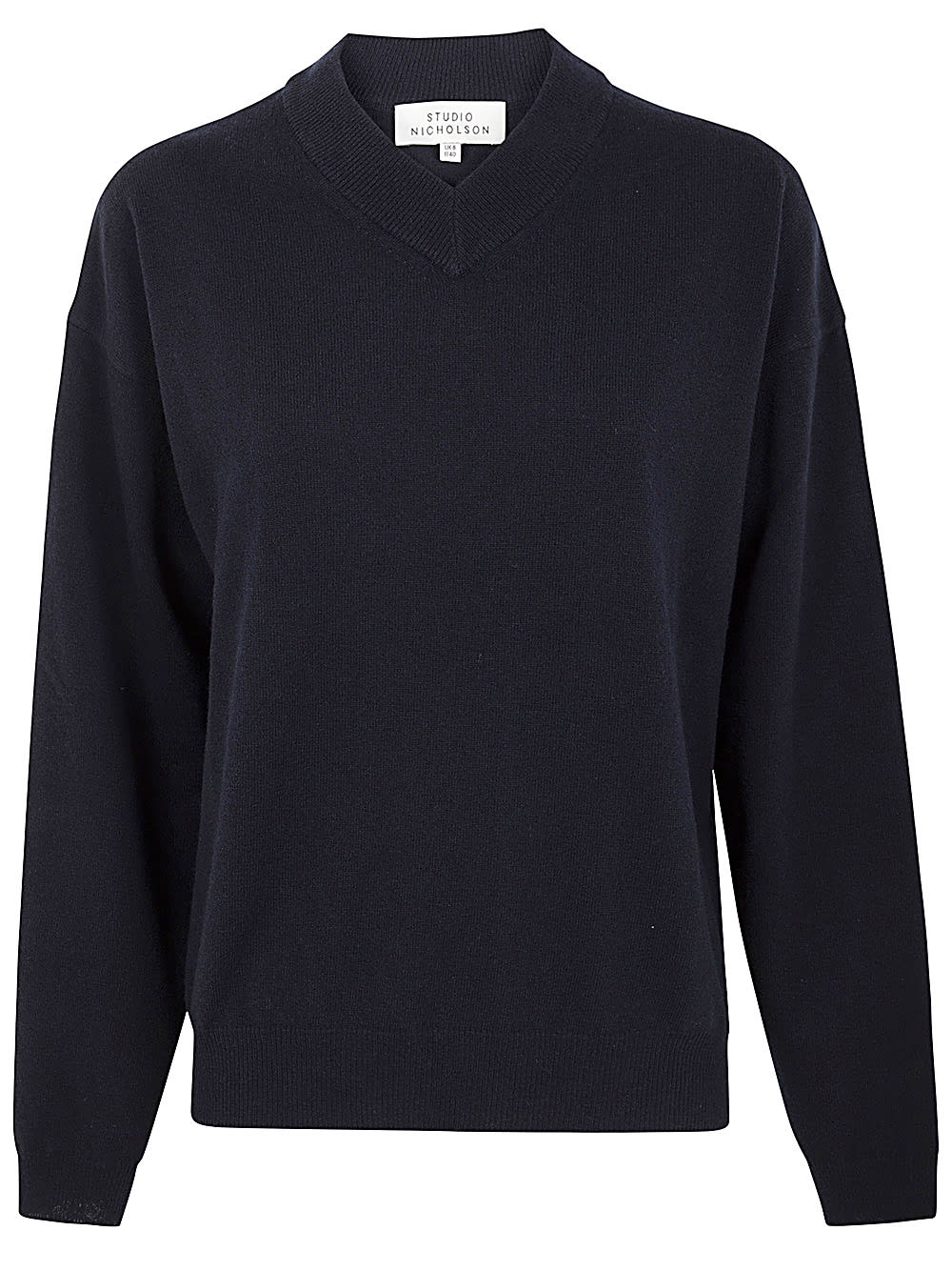 Shop Studio Nicholson 12gg V Neck In Darkest Navy