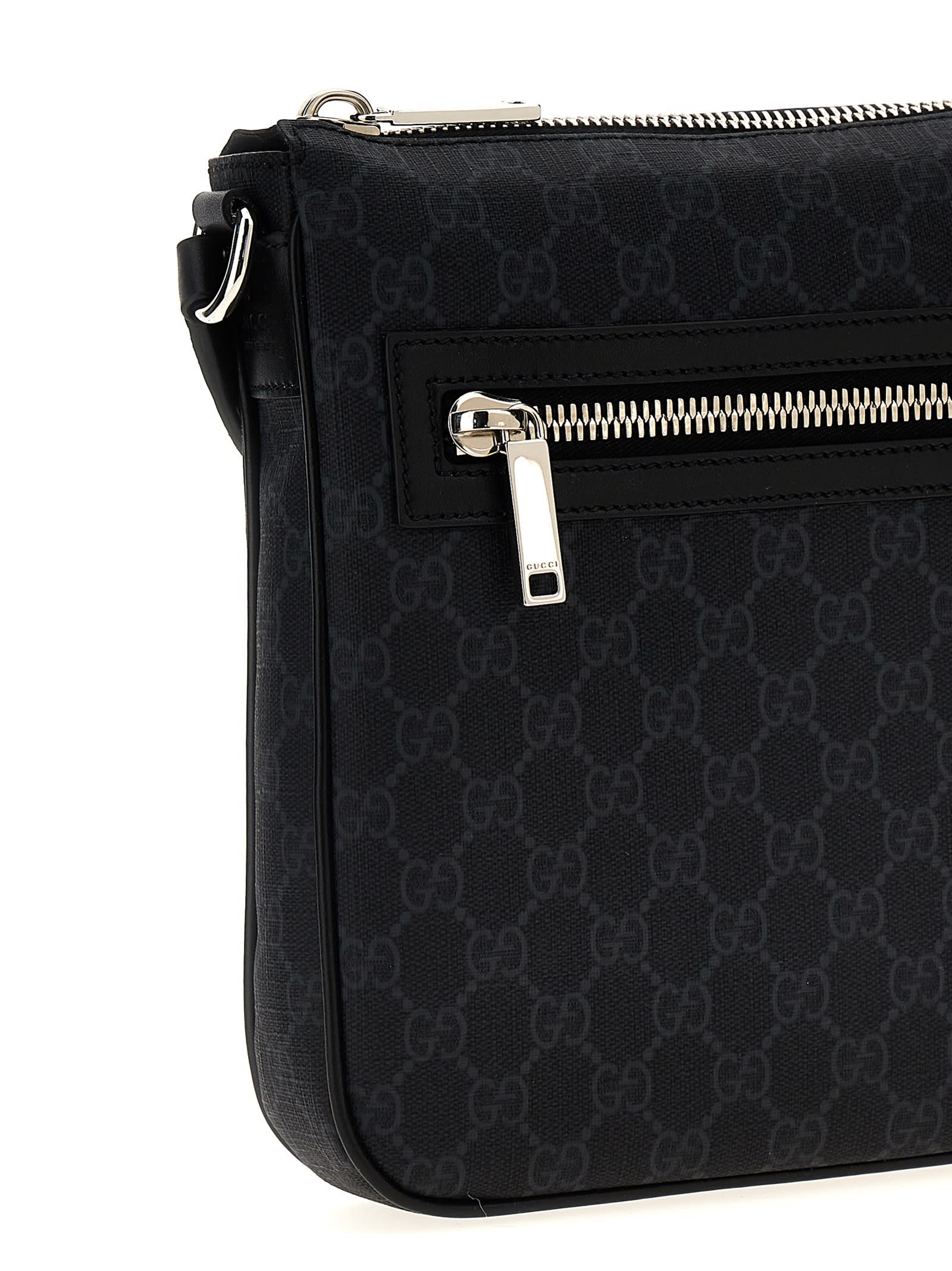 Gucci Gg Supreme Crossbody Bag In Black