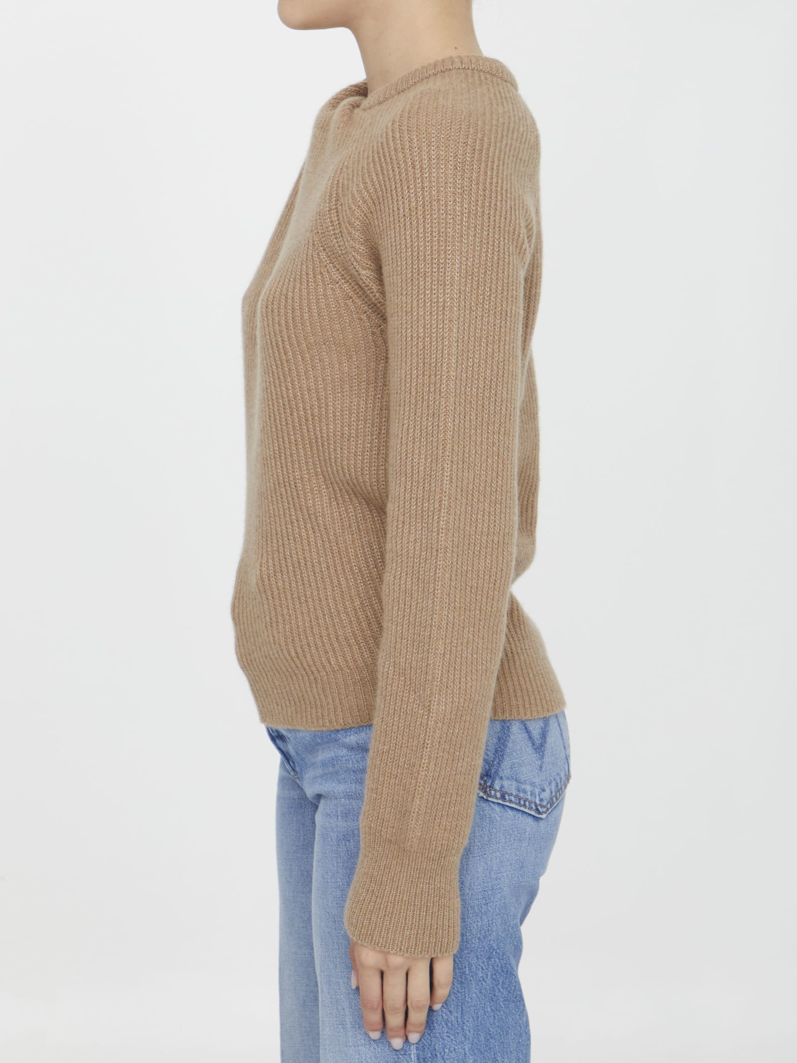 Stella Mccartney Knot-detail Knitted Jumper In Fawn