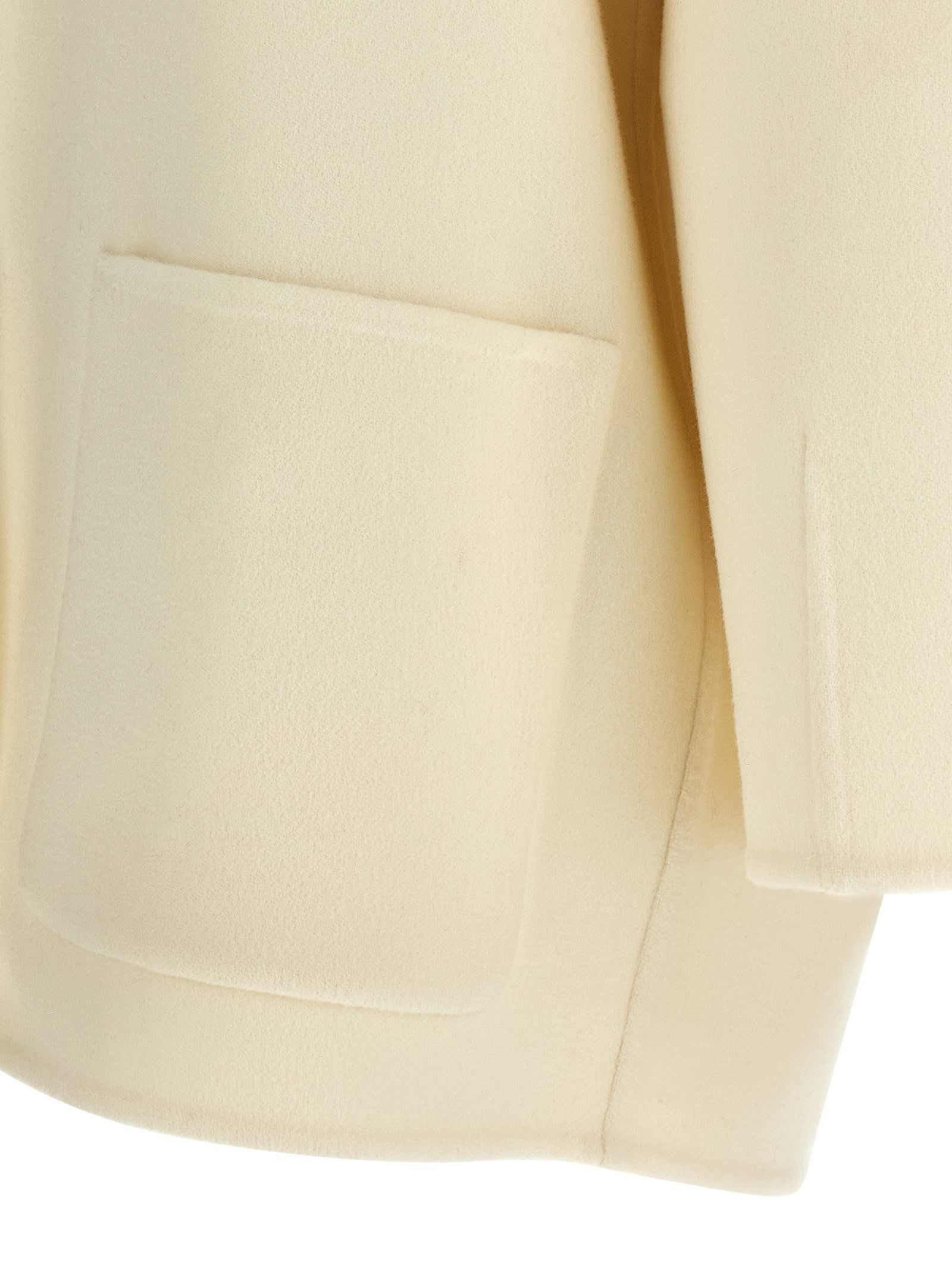 Fabiana Filippi Luxurious Cashmere Outerwear Featuring Collar In White