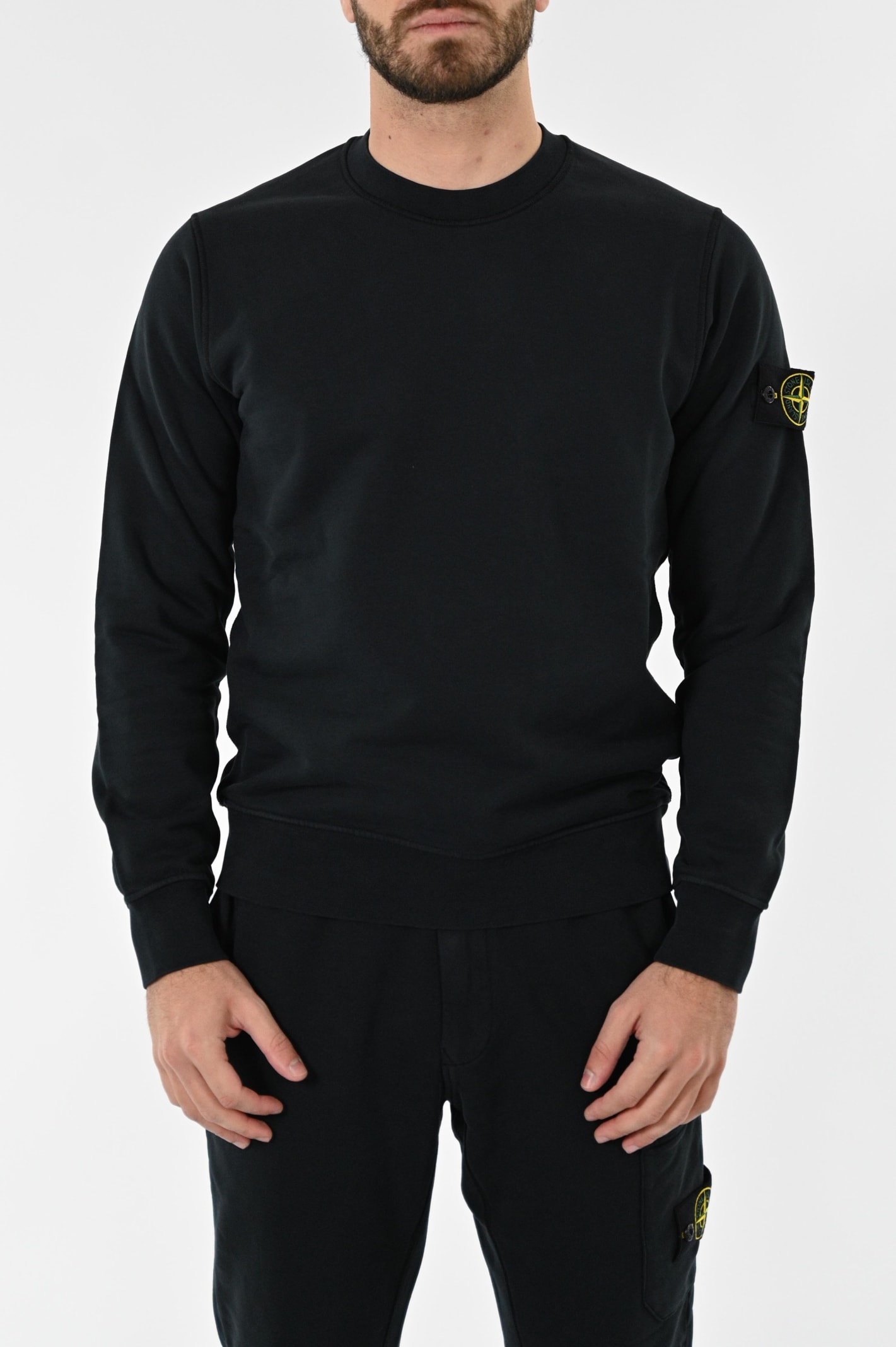 Stone Island Logo Patch Men's Sweater Black 1015540B2-A0029