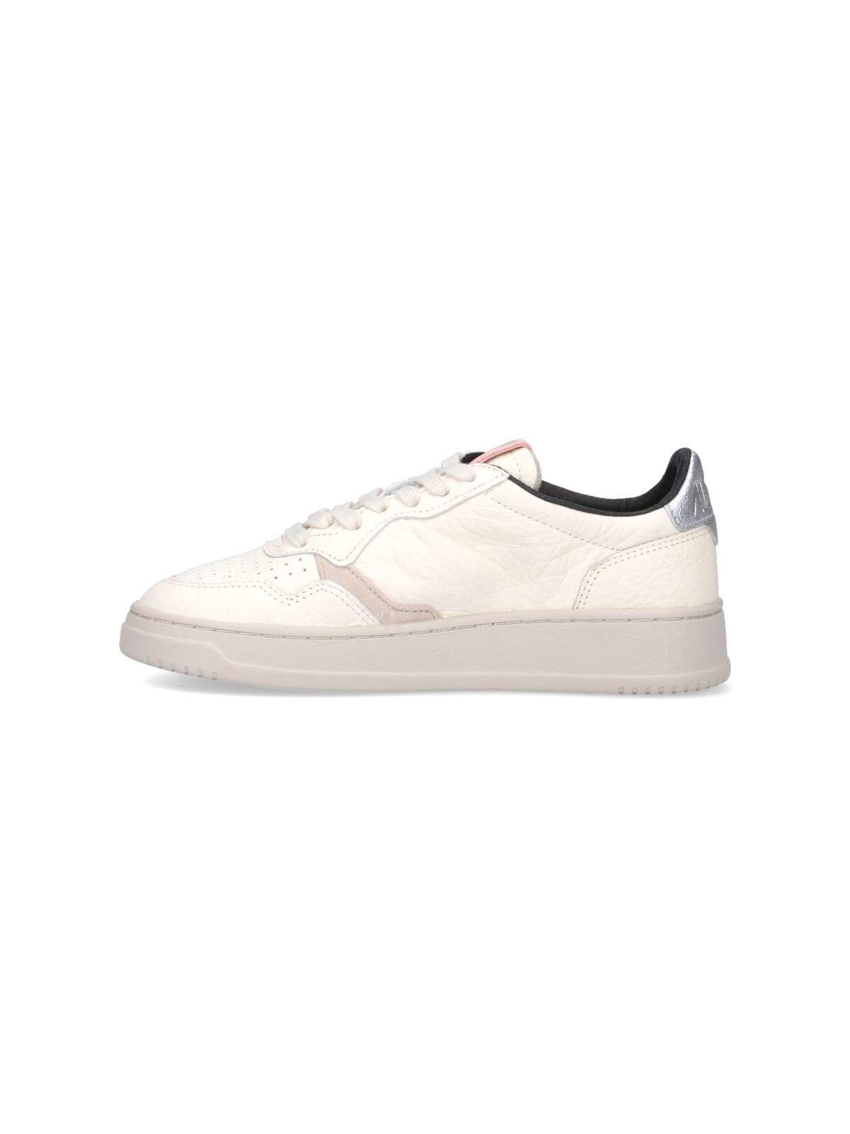 Shop Autry Medalist Low-top Sneakers In Crema