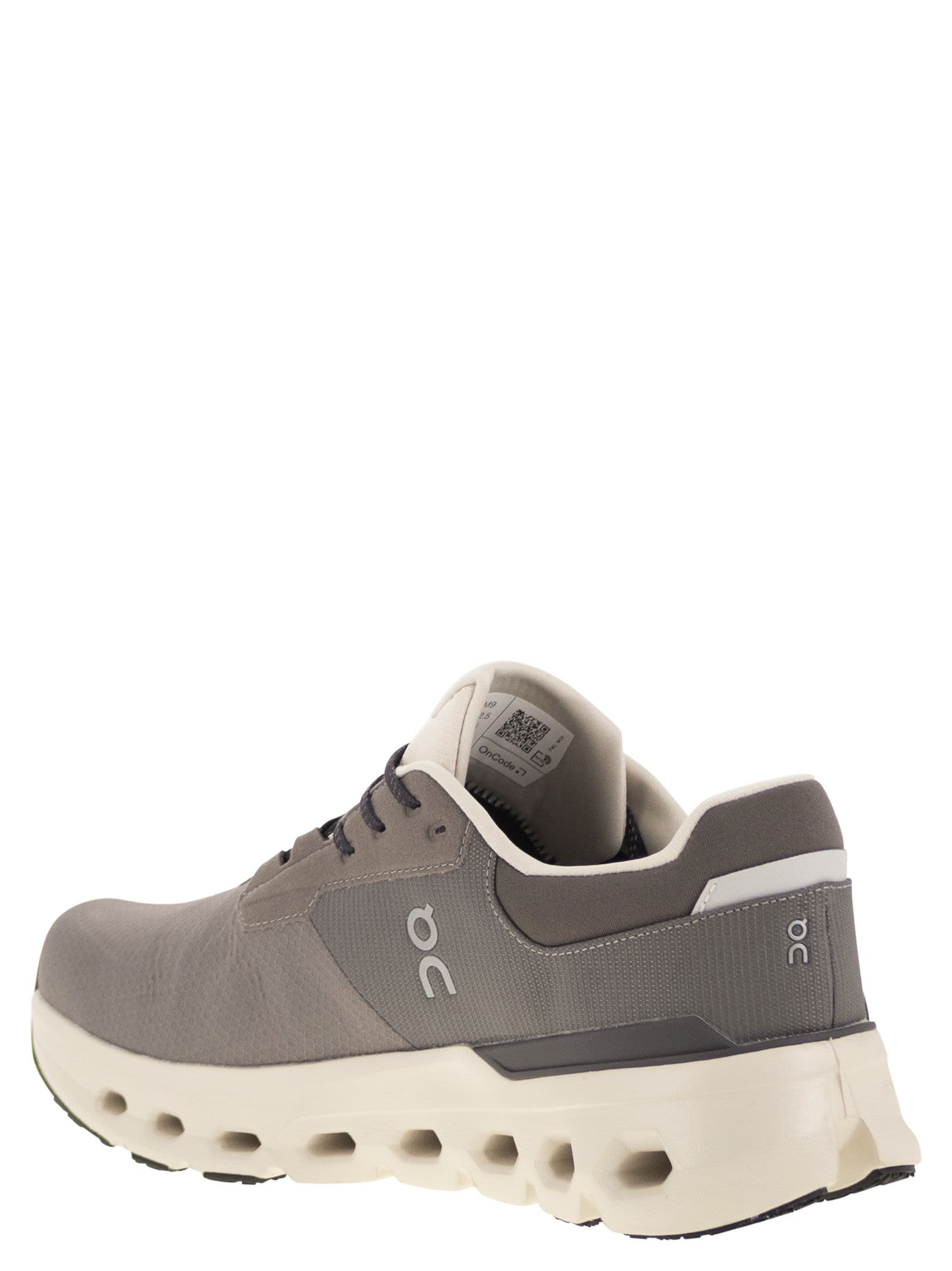 On Waterproof Cloudrunner 2 Trainers In Gray