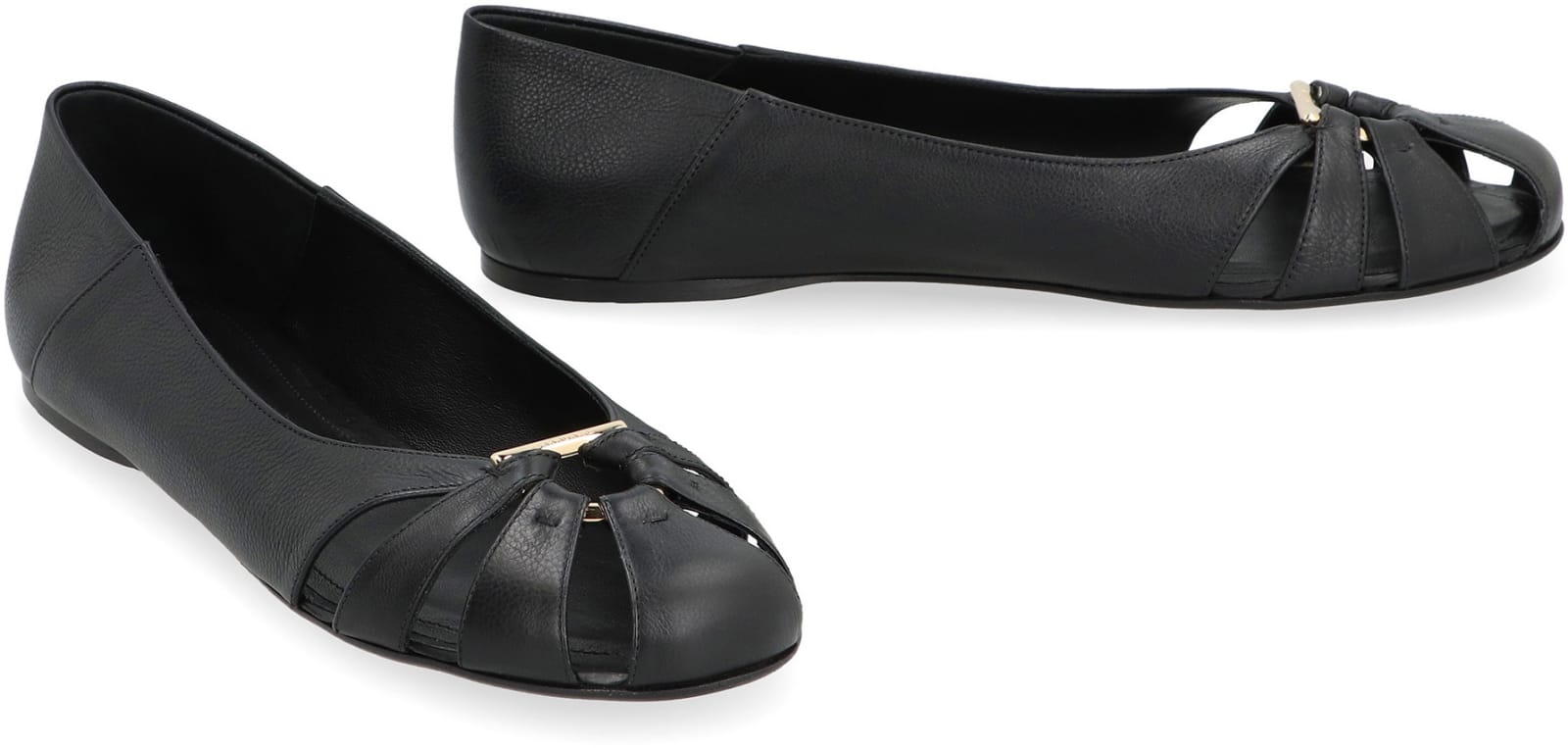 Ferragamo Gancini Ornament Flat Ballerina Shoes In Black