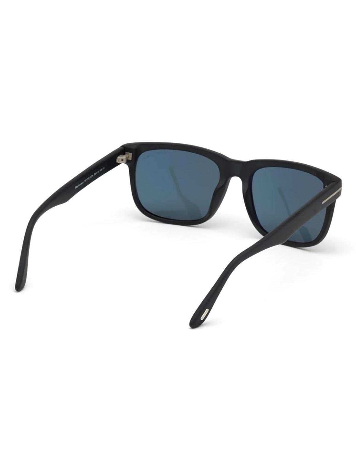 Shop Tom Ford Stephenson Sunglasses In 02n