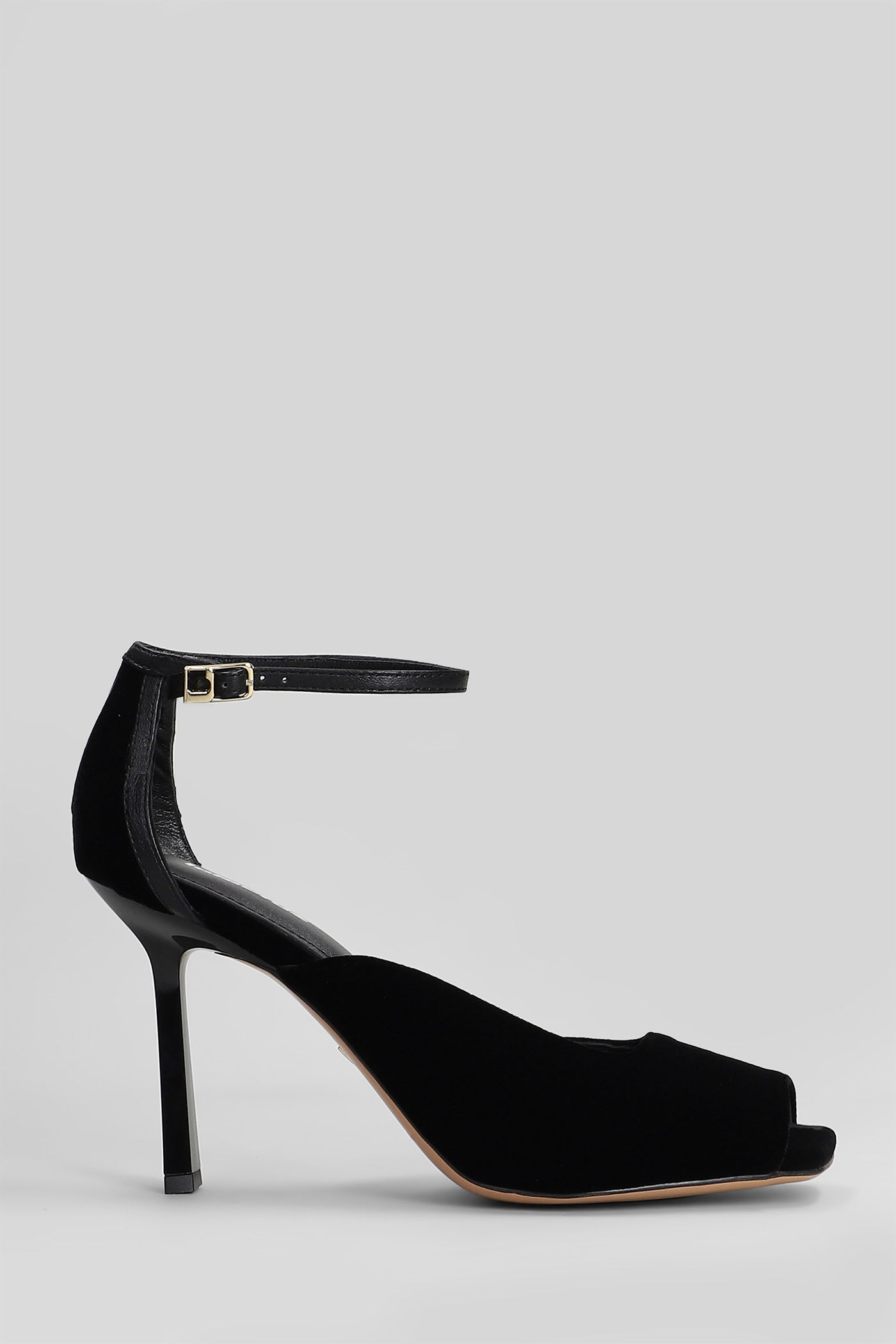 Lola Cruz Sandals In Black Velvet