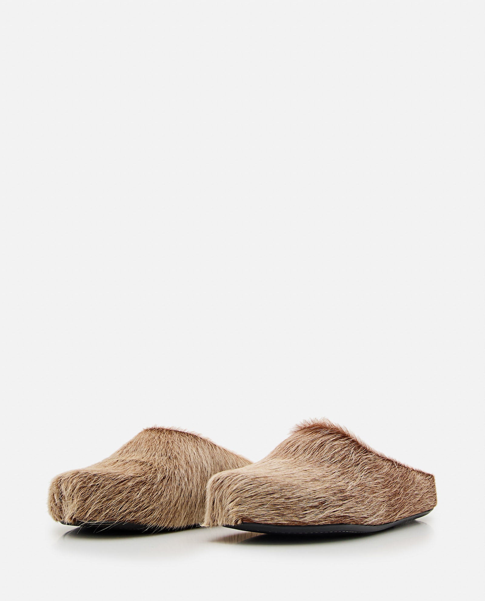 Shop Marni Fussbet Sabot In Beige