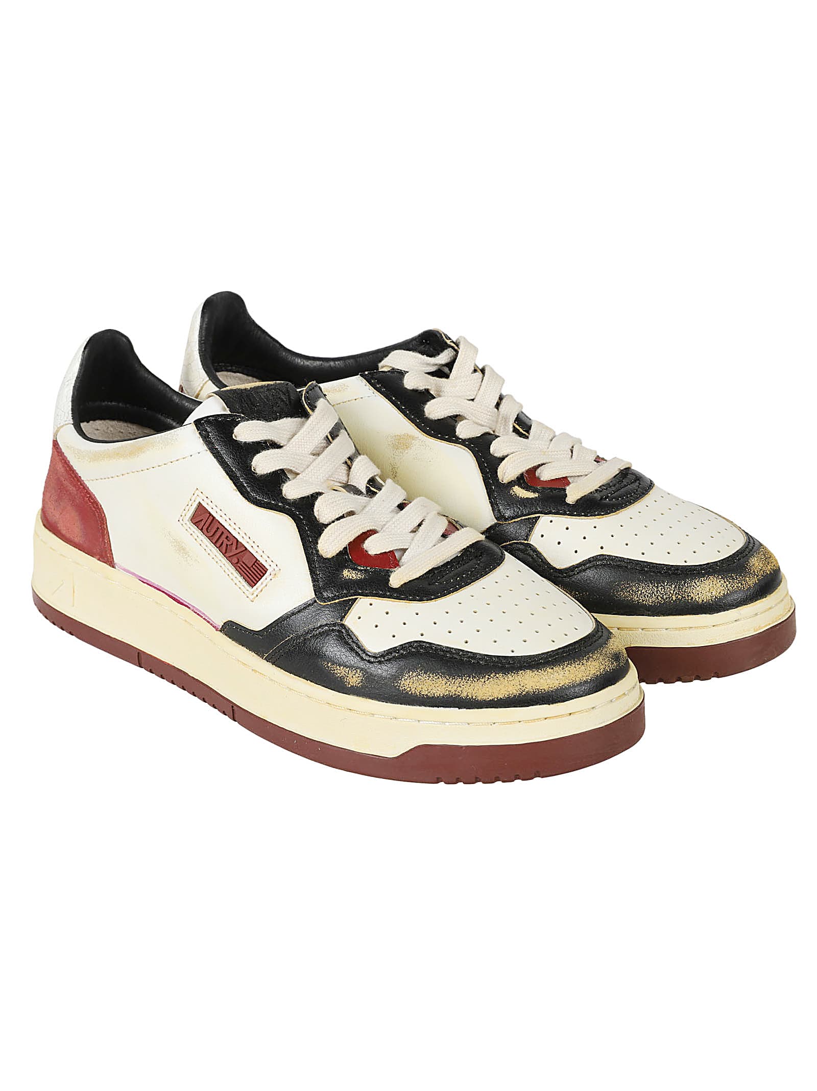 Shop Autry Super Vintage Low Sneakers In Blk/syrah