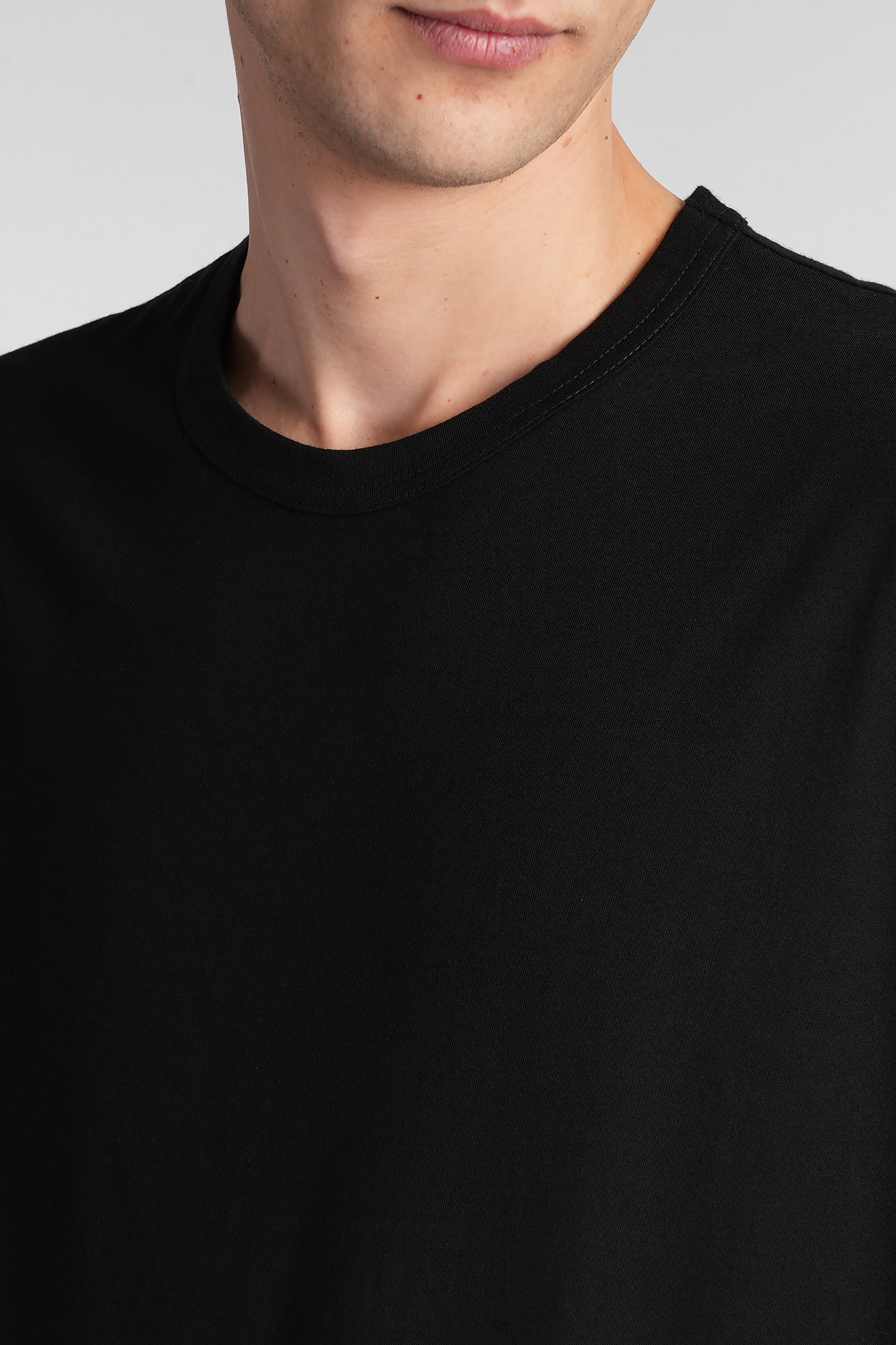 YOHJI YAMAMOTO T-SHIRT IN BLACK COTTON