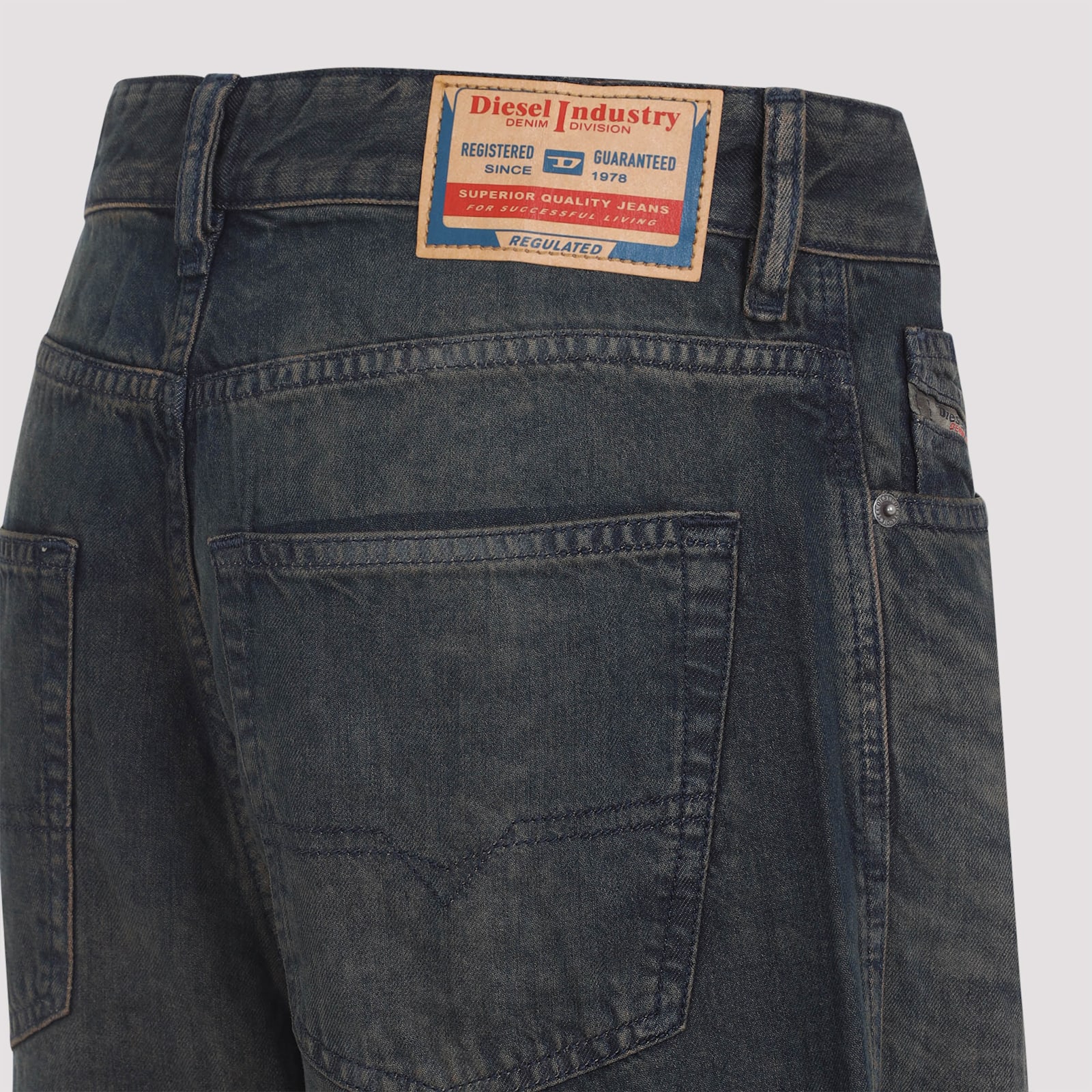 Diesel 1996 D-sire Jeans In Medium Blue With Faded Effect In Blue