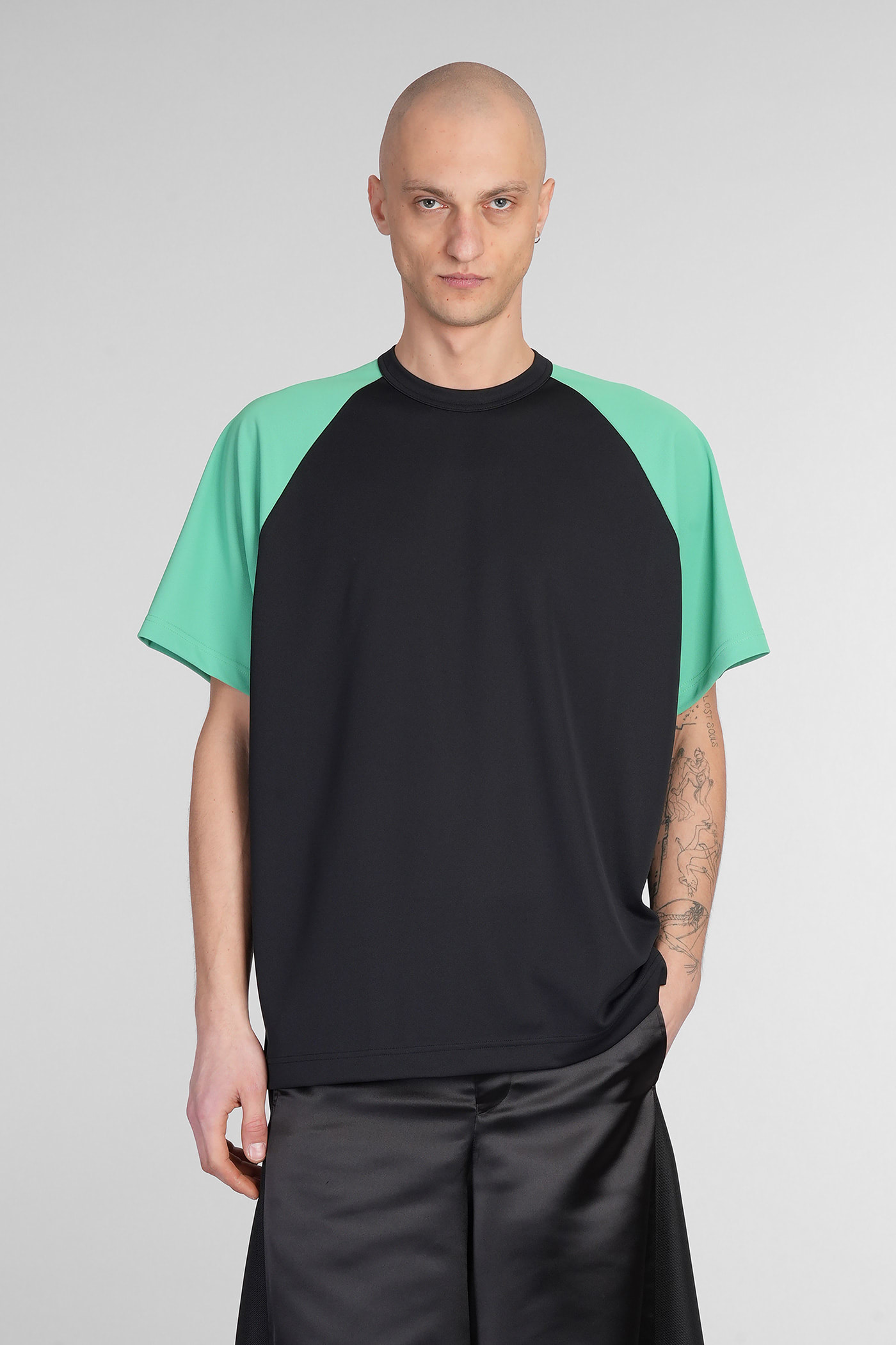 T-shirt In Black Polyester