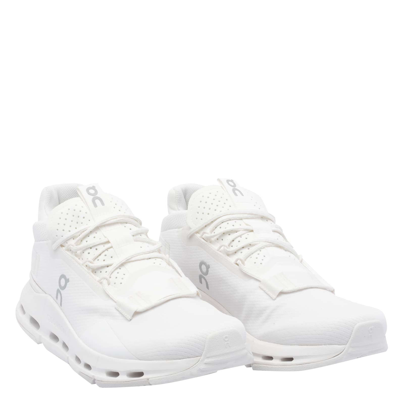On Cloudnova Sneakers In White