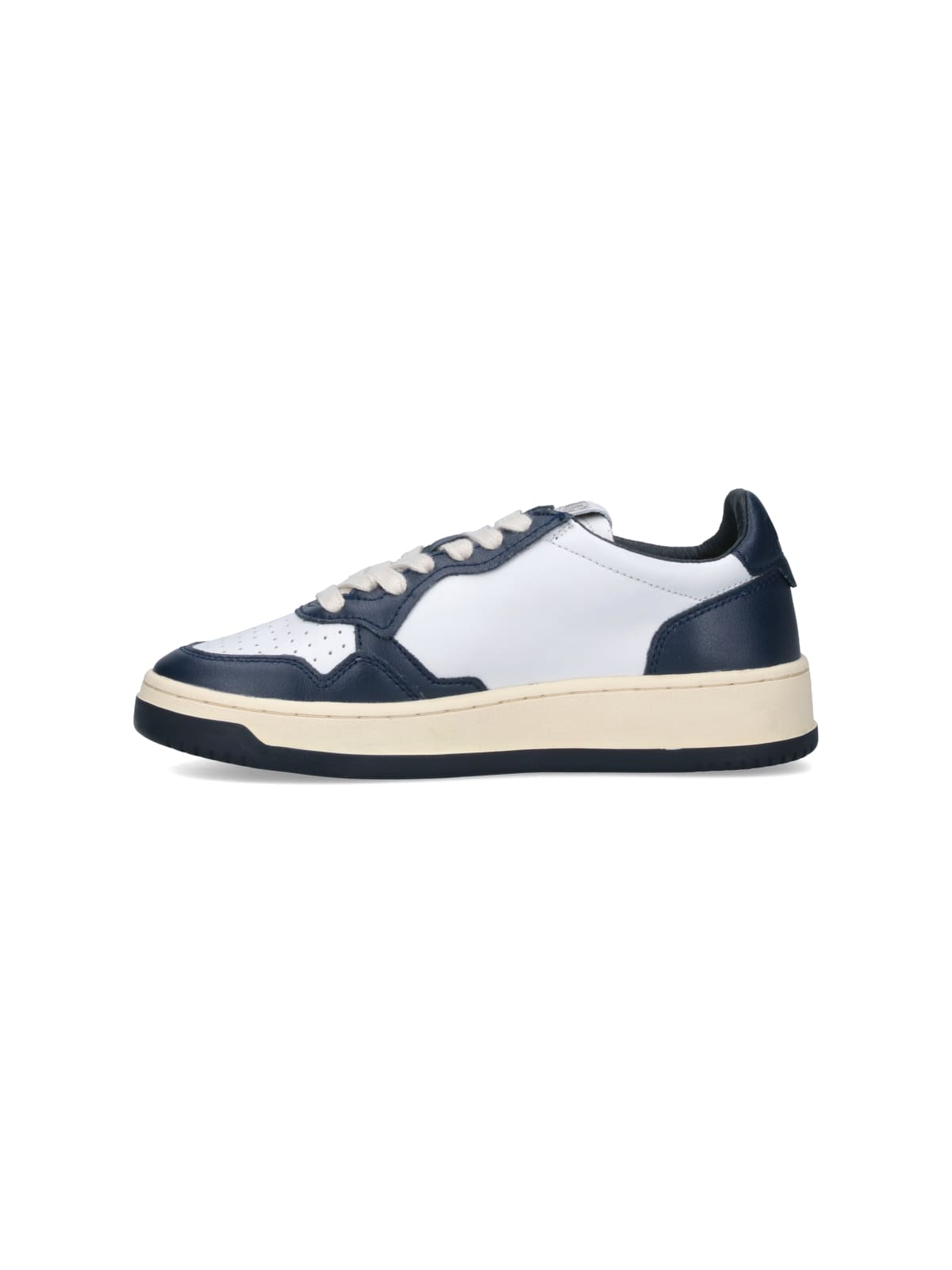 Shop Autry Low Medalist Sneakers In Blue