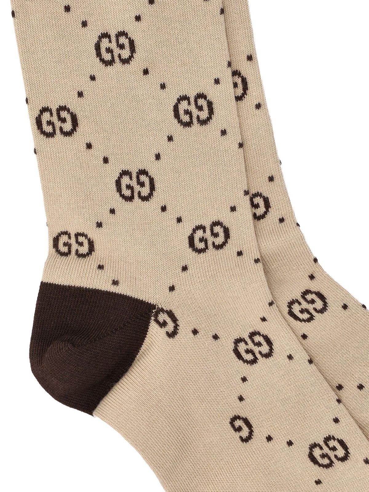 Shop Gucci Logo Intarsia Socks In Beige