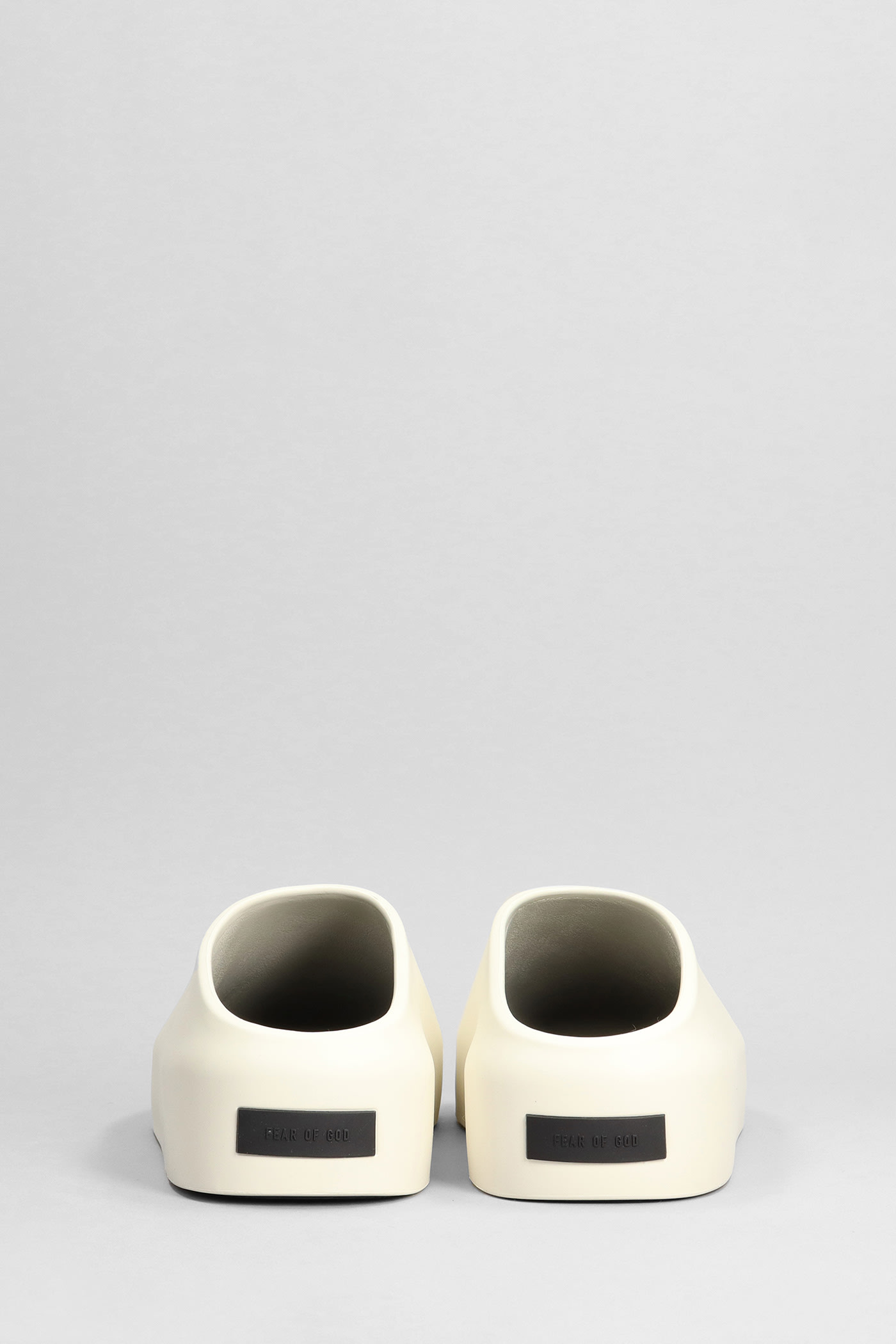 FEAR OF GOD THE CALIFORNIA 2.0 SLIPPER-MULE IN BEIGE RUBBER/PLASIC