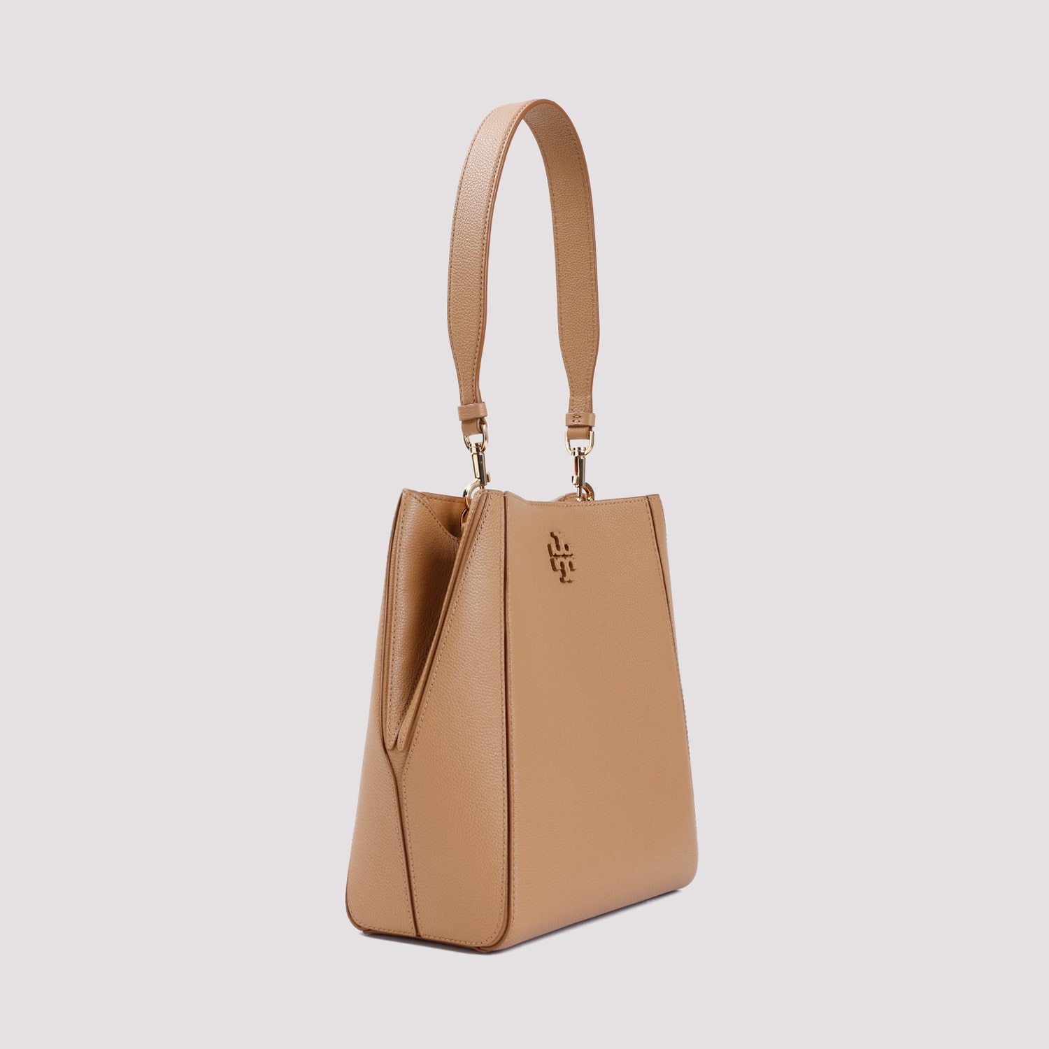 Shop Tory Burch Mcgraw Bucket Bag In Tiramisu