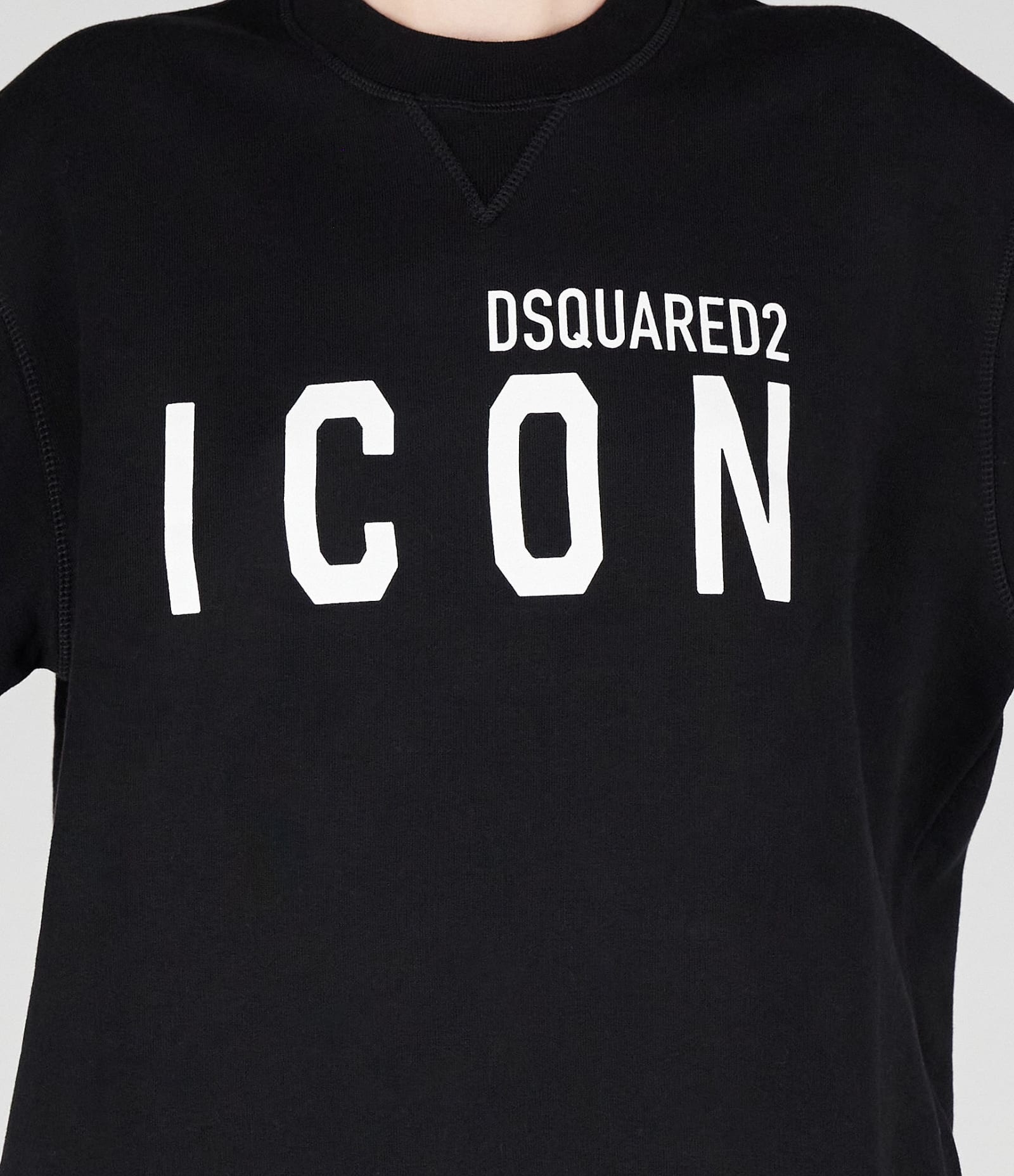 Shop Dsquared2 Sweatshirt In Black