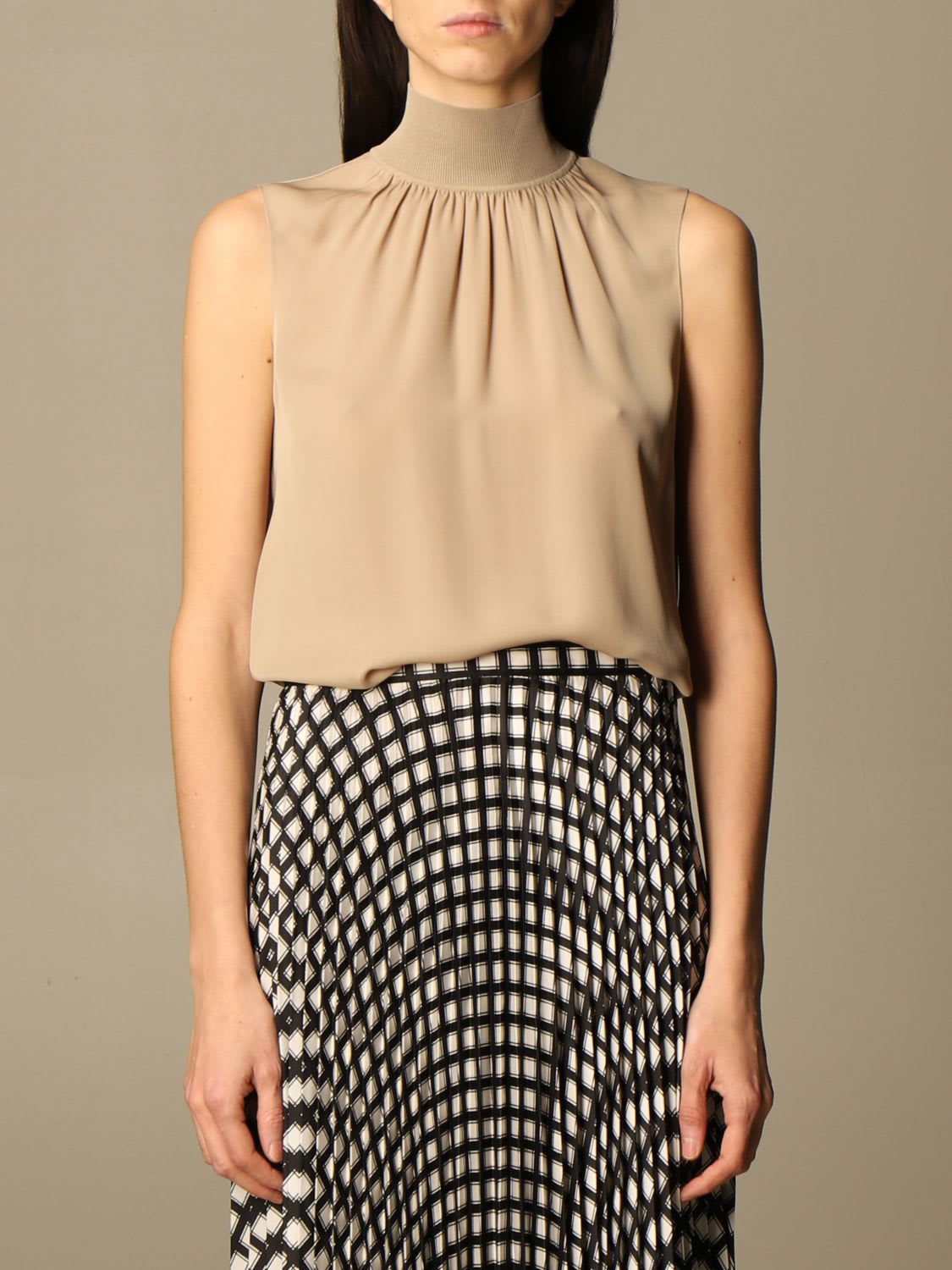 Theory Top Theory Top In Silk With Stretch Collar