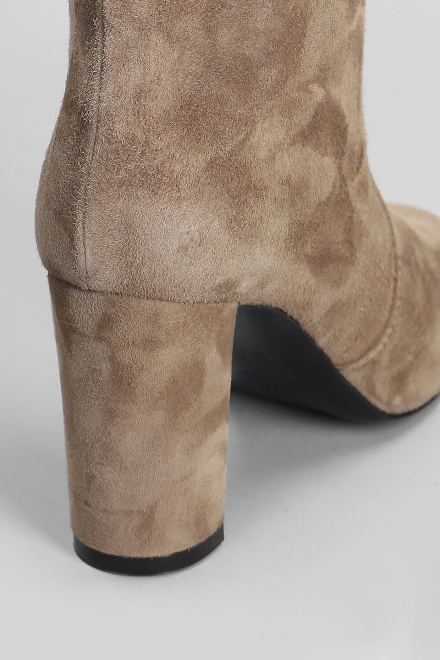 Shop Via Roma 15 High Heels Boots In Taupe Suede