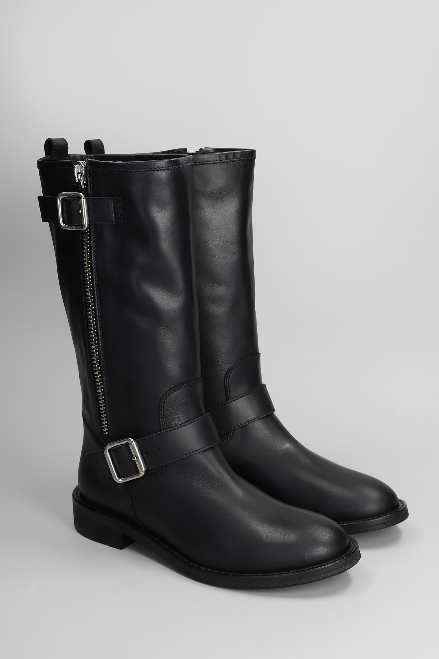 Shop Via Roma 15 Low Heels Ankle Boots In Black Leather