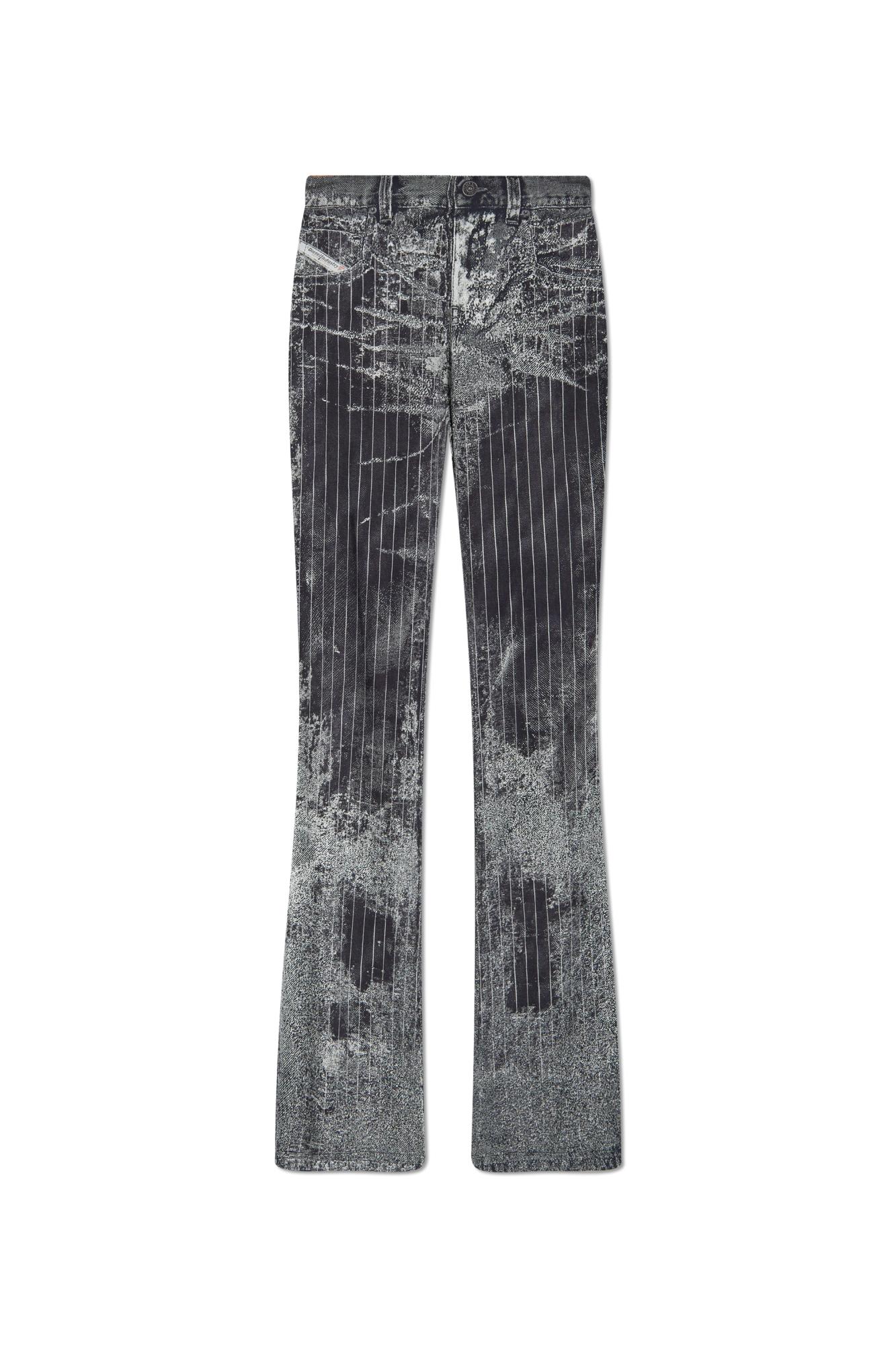 Pants With P-retty Print