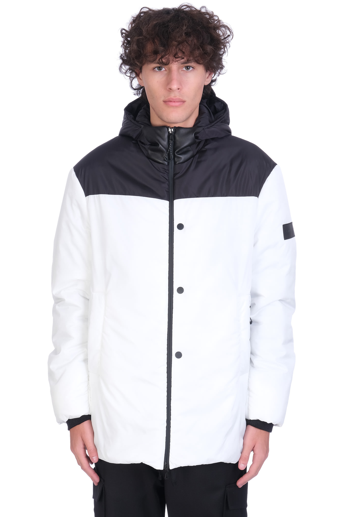 Low Brand Puffer In White Polyester