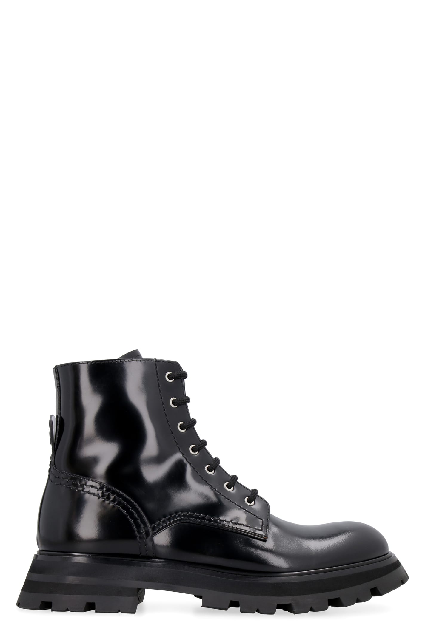 Buy Alexander McQueen Wander Leather Combat Boots online, shop Alexander McQueen shoes with free shipping