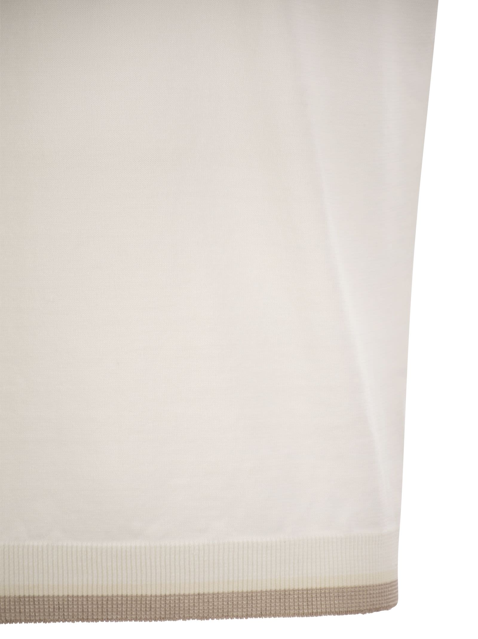 Shop Peserico T-shirt In Linen And Cotton Yarn In White/beige