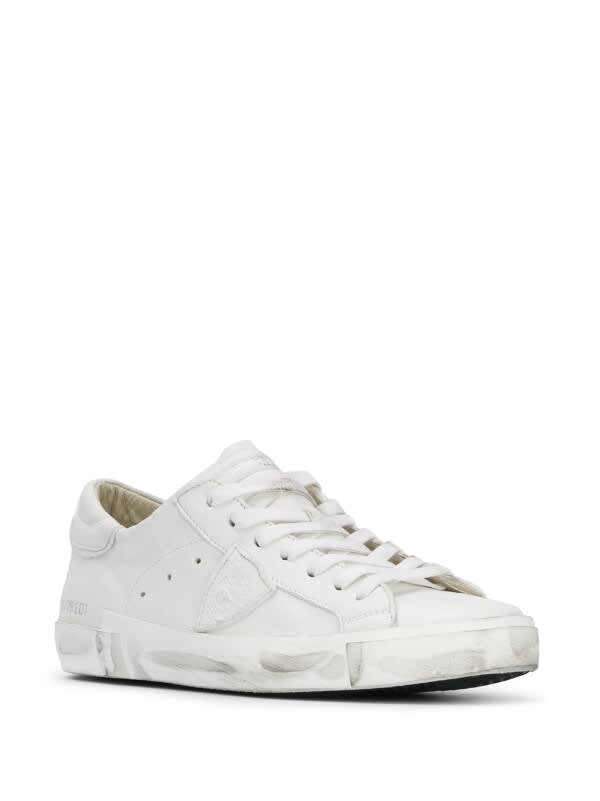 Shop Philippe Model Prsx Low Woman In Basic Blanc