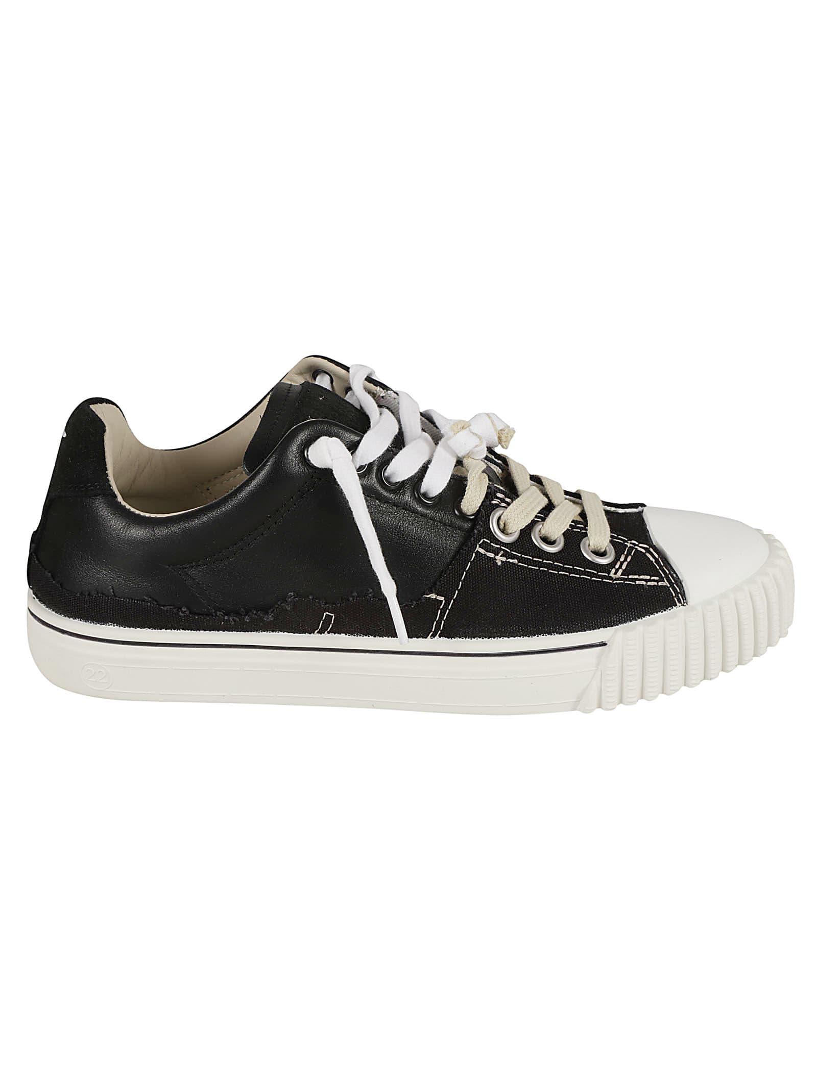 Shop Maison Margiela New Evolution Low Sneakers In Blac