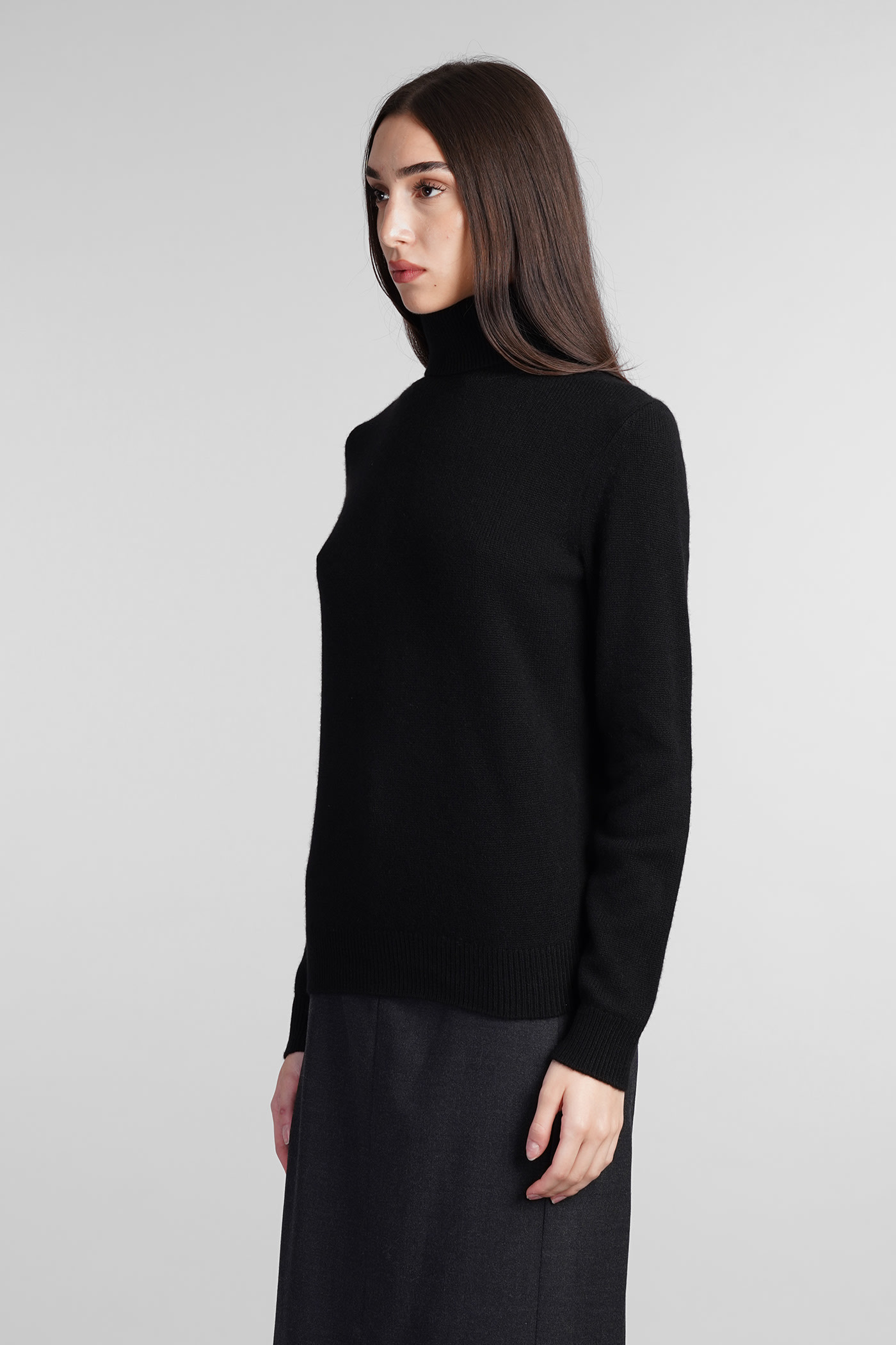 Shop Theory Knitwear In Black Cashmere