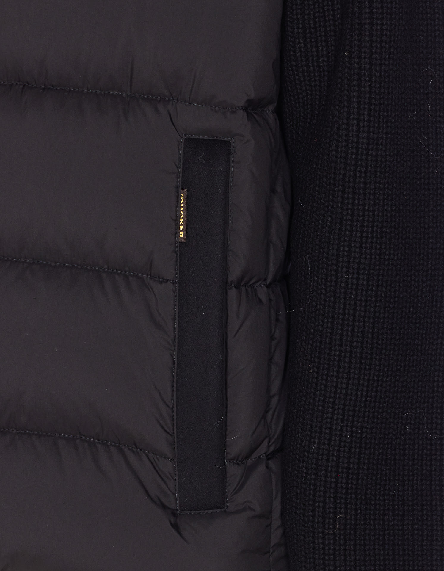 Moorer Hooded Padded Quilted Jacket Sleeves In Black