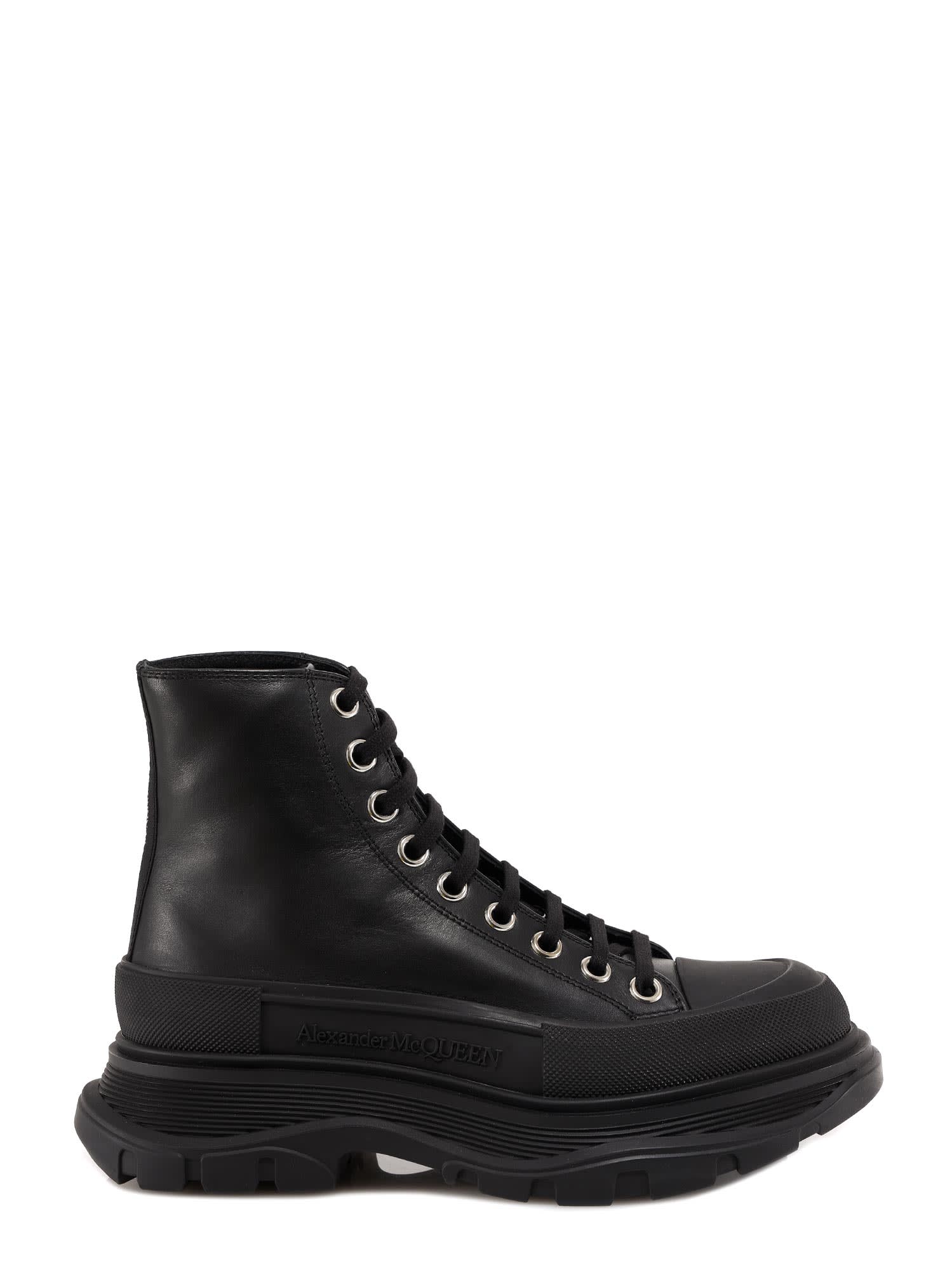Buy Alexander McQueen Tread Slick Ankle Boot online, shop Alexander McQueen shoes with free shipping
