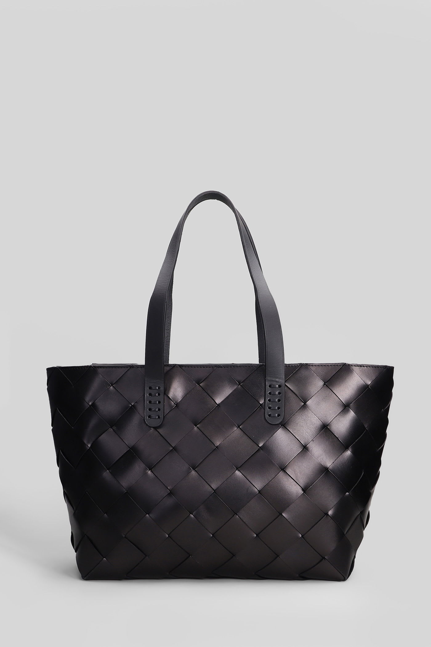 Dragon Diffusion Crossover Basket Tote In Black Leather